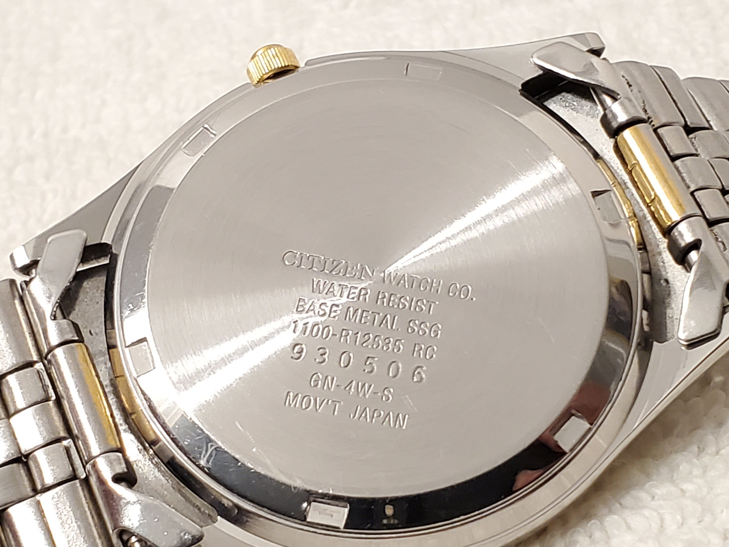 Vintage Citizen CQ Men's Day Date Presidental Watch Gold Tone Stainless Steel