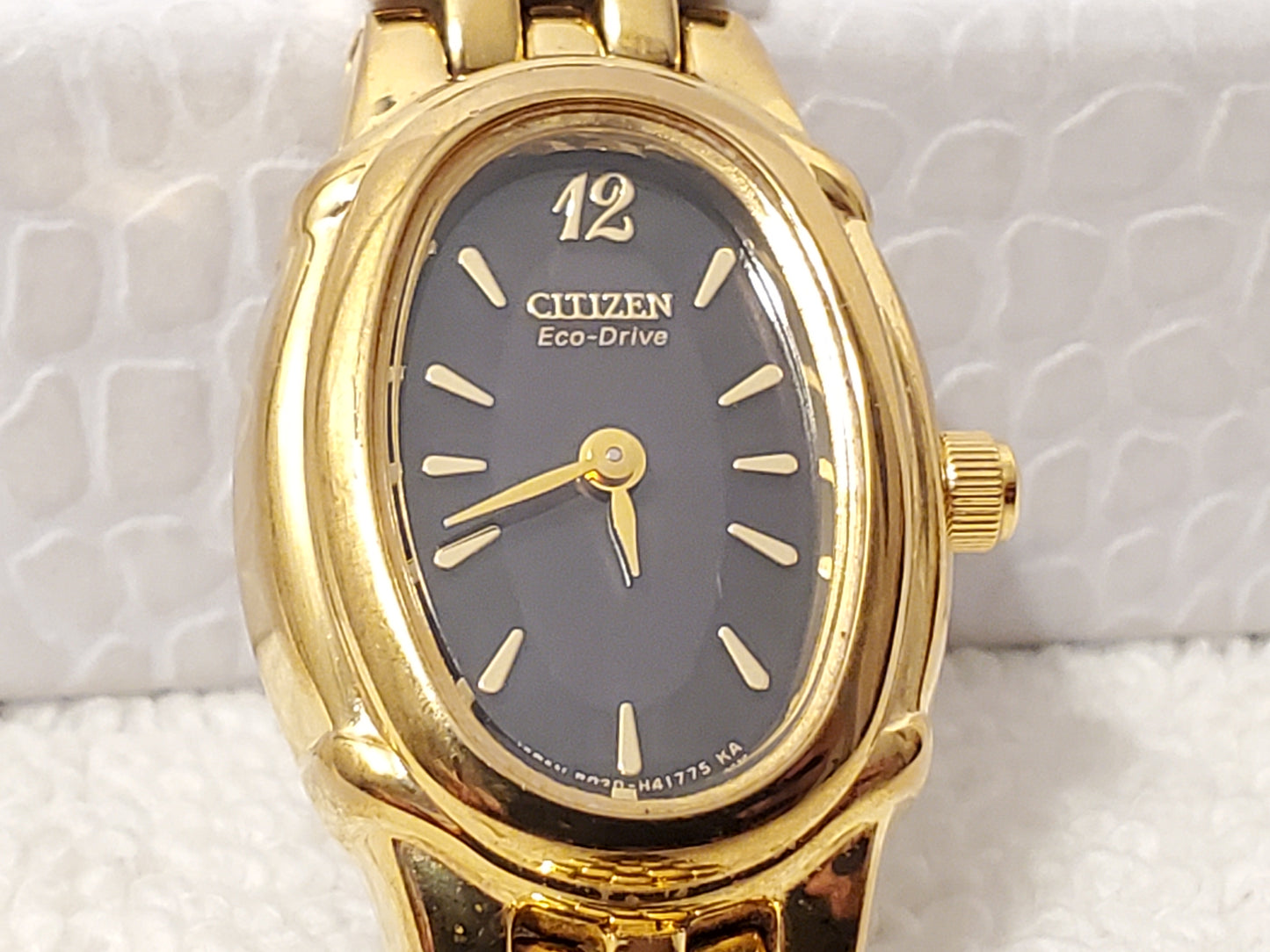 Vintage Citizen Eco Drive Women’s Gold Plated Black Dial Watch Stainless Steel