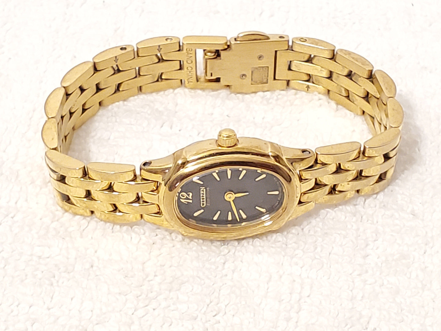 Vintage Citizen Eco Drive Women’s Gold Plated Black Dial Watch Stainless Steel