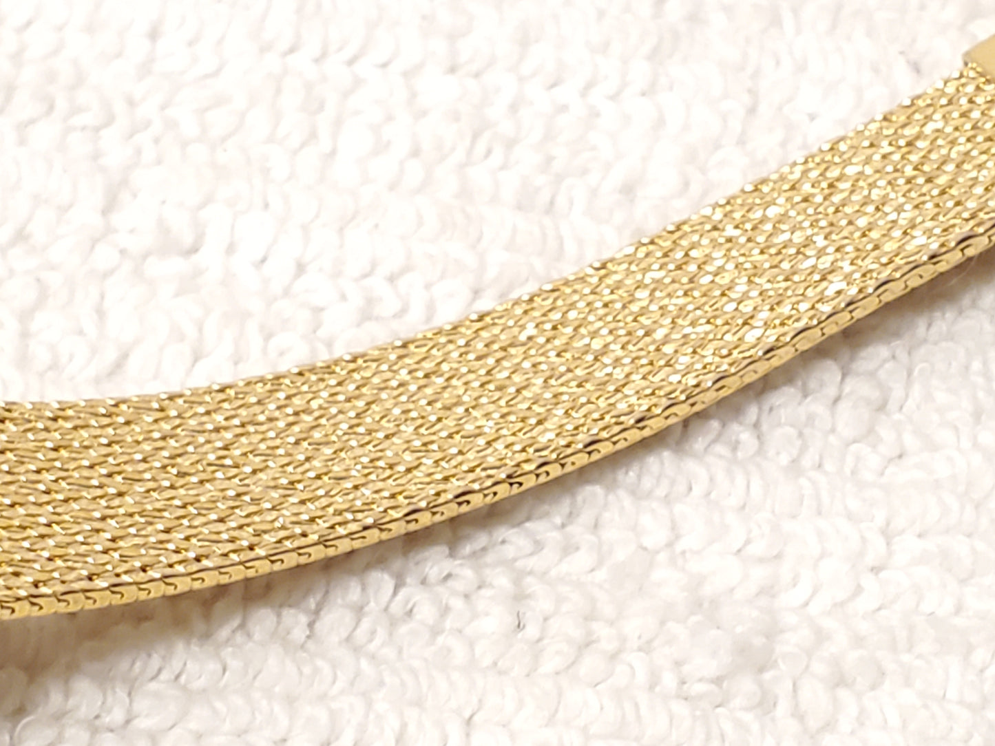 Vintage Seiko Women's Tank Gold Tone Quartz Watch Mesh Bracelet Base Metal SS