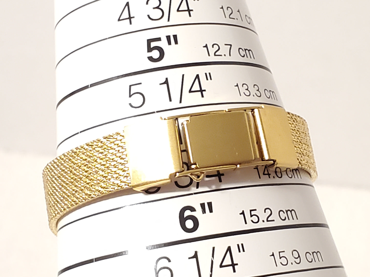 Vintage Seiko Women's Tank Gold Tone Quartz Watch Mesh Bracelet Base Metal SS