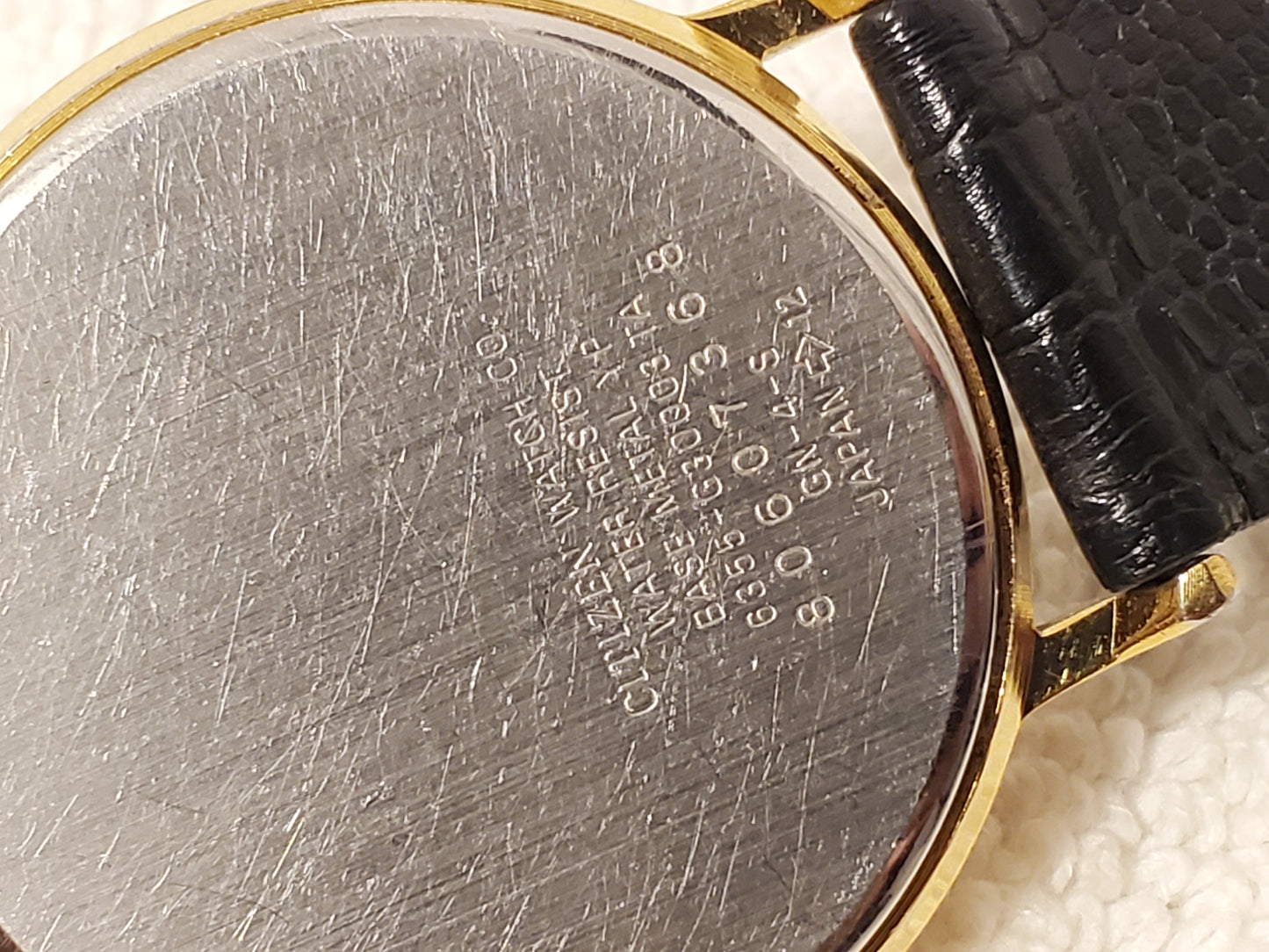Vintage Citizen Elegance Men's Day Date Month Gold Tone Watch Black Leather Band