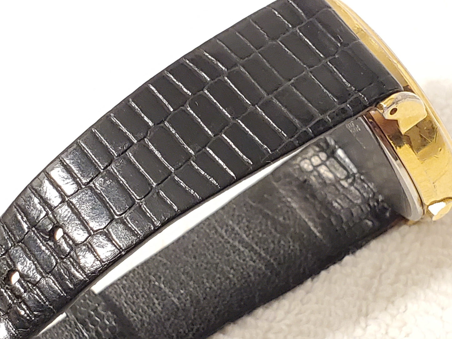Vintage Citizen Elegance Men's Day Date Month Gold Tone Watch Black Leather Band