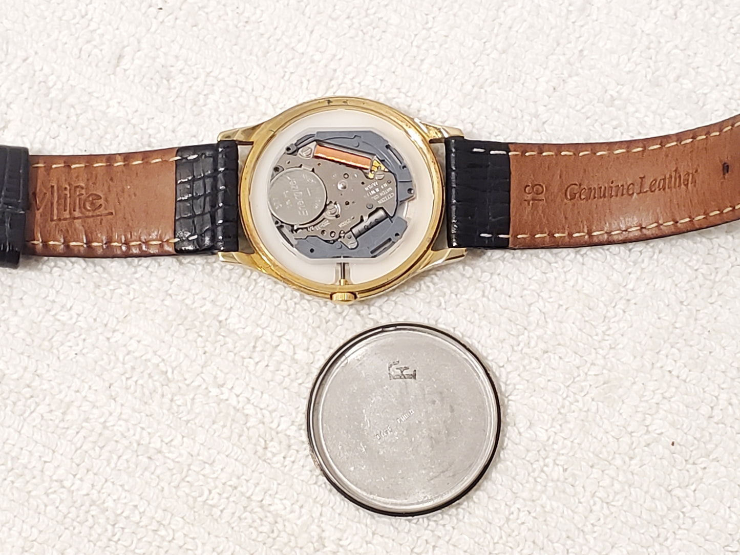 Vintage Citizen CQ Men's Day Date Gold Tone Watch White Dial Black Leather Strap