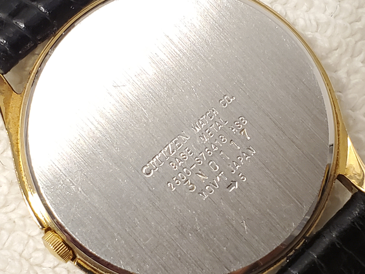 Vintage Citizen CQ Men's Day Date Gold Tone Watch White Dial Black Leather Strap