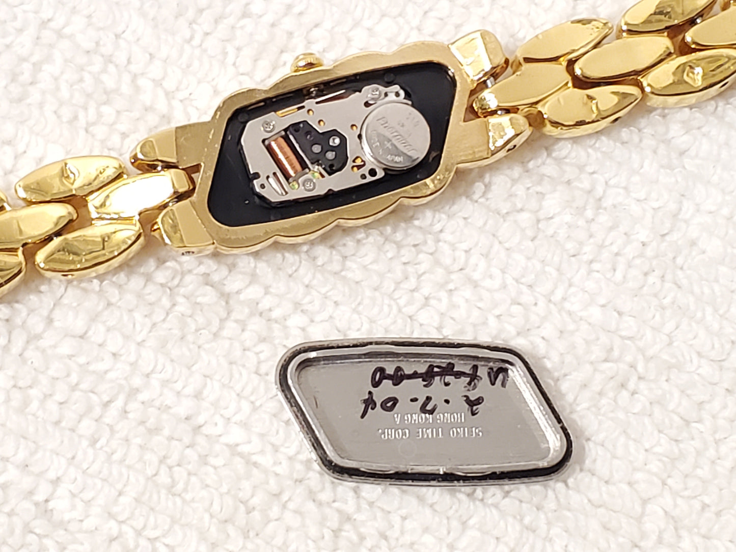 Vintage Seiko Women's Gold Tone Quartz Watch One Jewel Asymmetrical Case S Steel