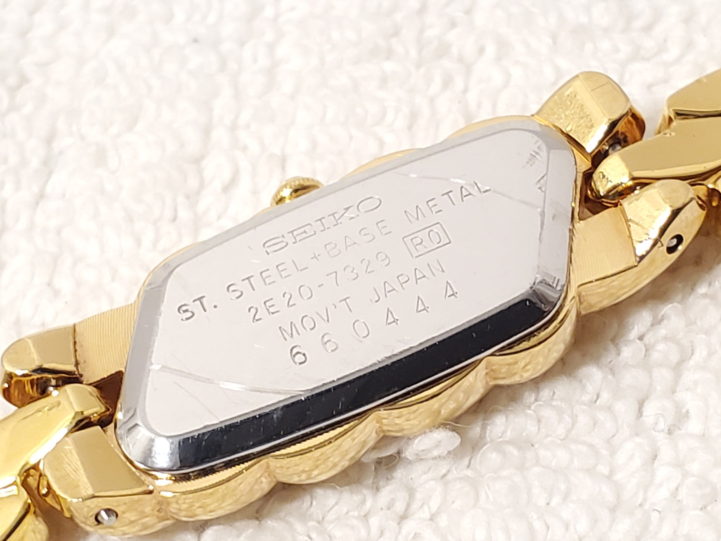 Vintage Seiko Women's Gold Tone Quartz Watch One Jewel Asymmetrical Case S Steel