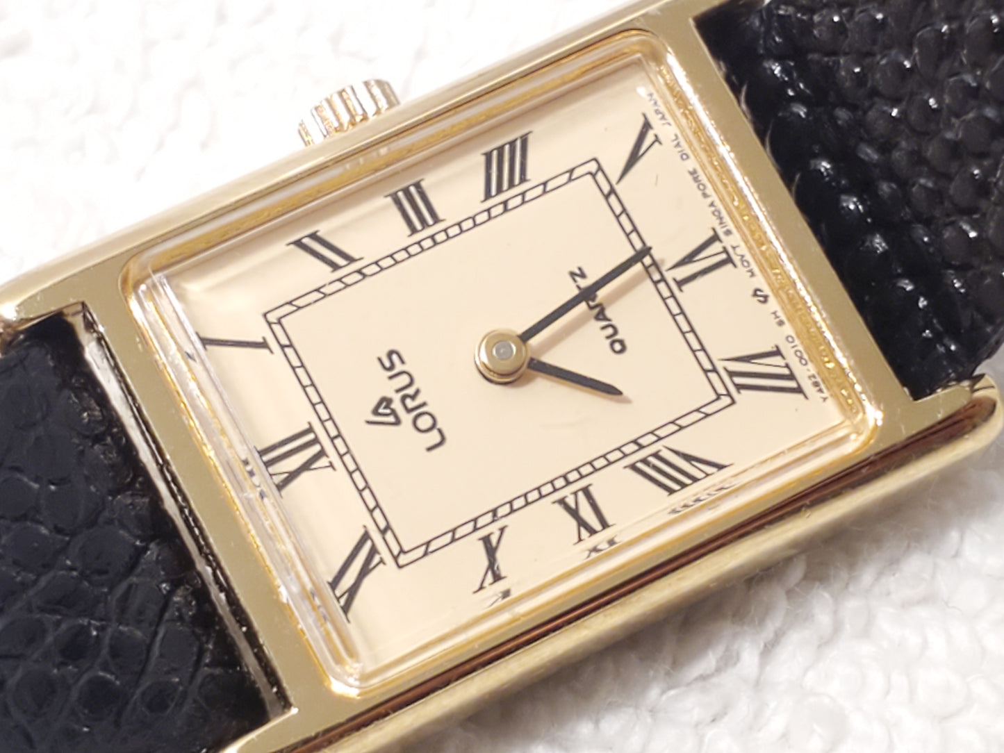 Vintage Lorus by Seiko Women's Tank Gold Tone Watch Two Jewels Roman Numerals SS