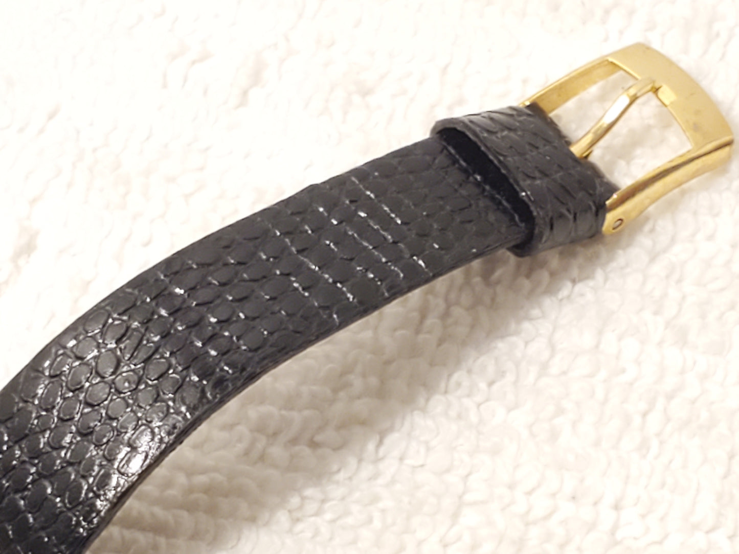 Vintage Lorus by Seiko Women's Tank Gold Tone Watch Two Jewels Roman Numerals SS