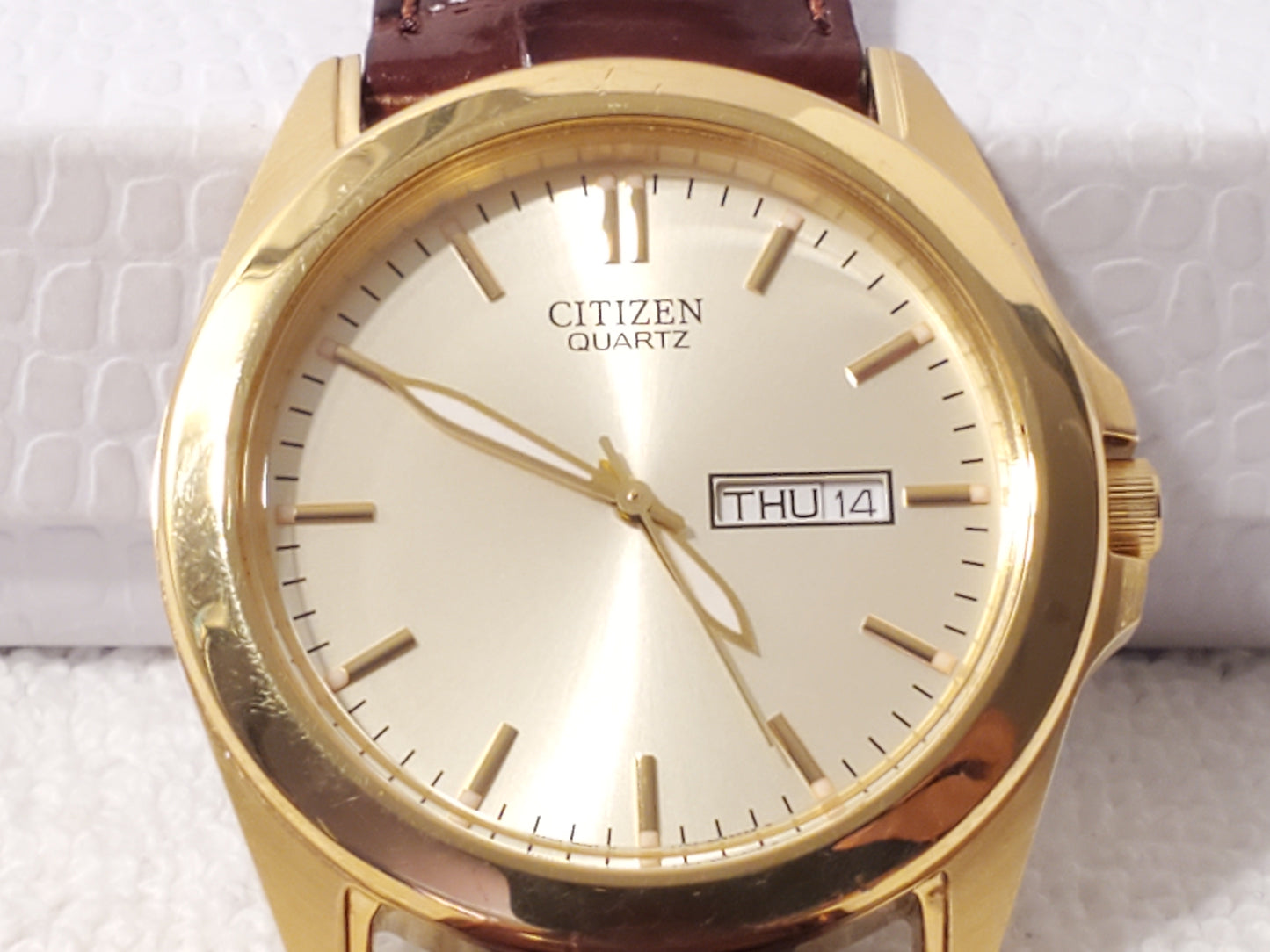 Vintage Citizen Men's Day Date Gold Plated Quartz Watch Brown Leather Strap SS