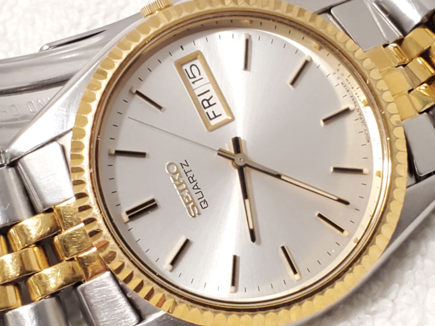 Vintage Seiko Men's Presidential Day Date Watch Gold Tone 1 Jewel Silver Dial SS