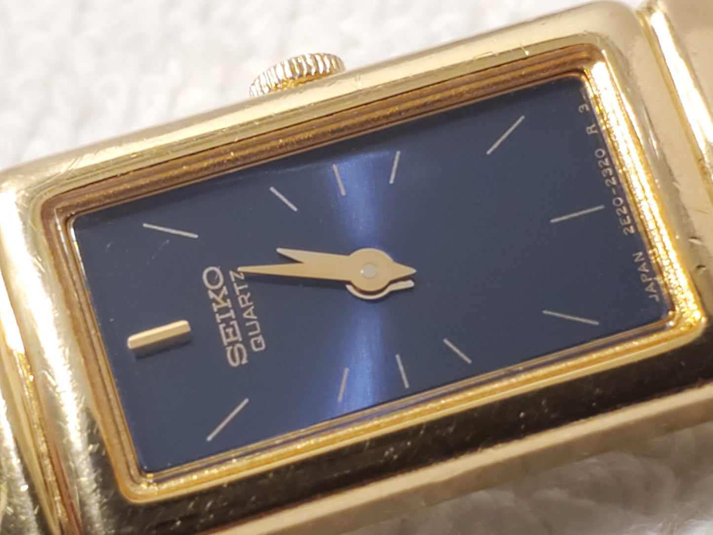 Vintage Seiko Gold Tone Blue Dial Women's Quartz Watch One Jewel Stainless Steel