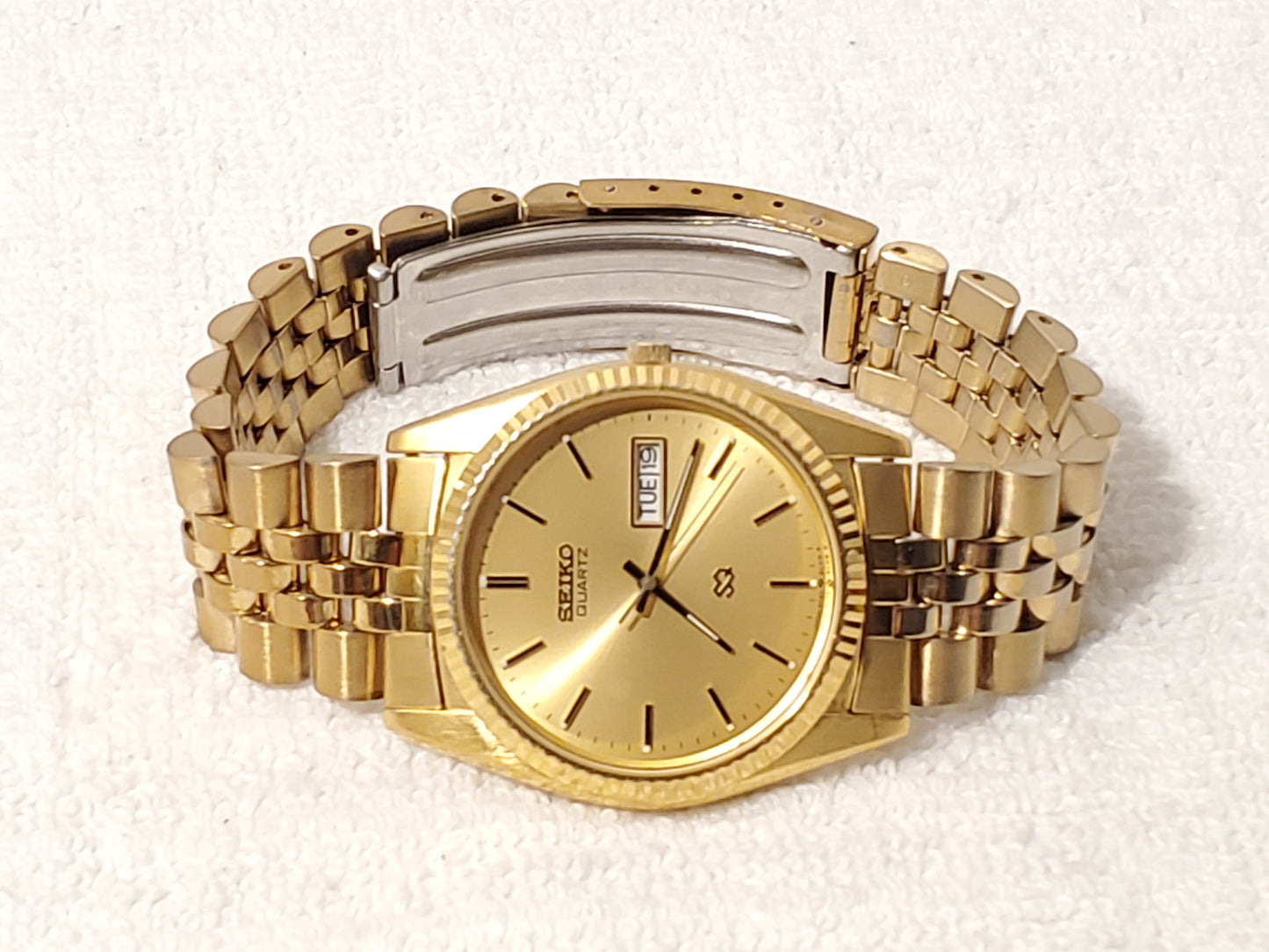 Vintage Seiko SQ Men's Presidential Day Date Gold Tone Watch One Jewel S Steel