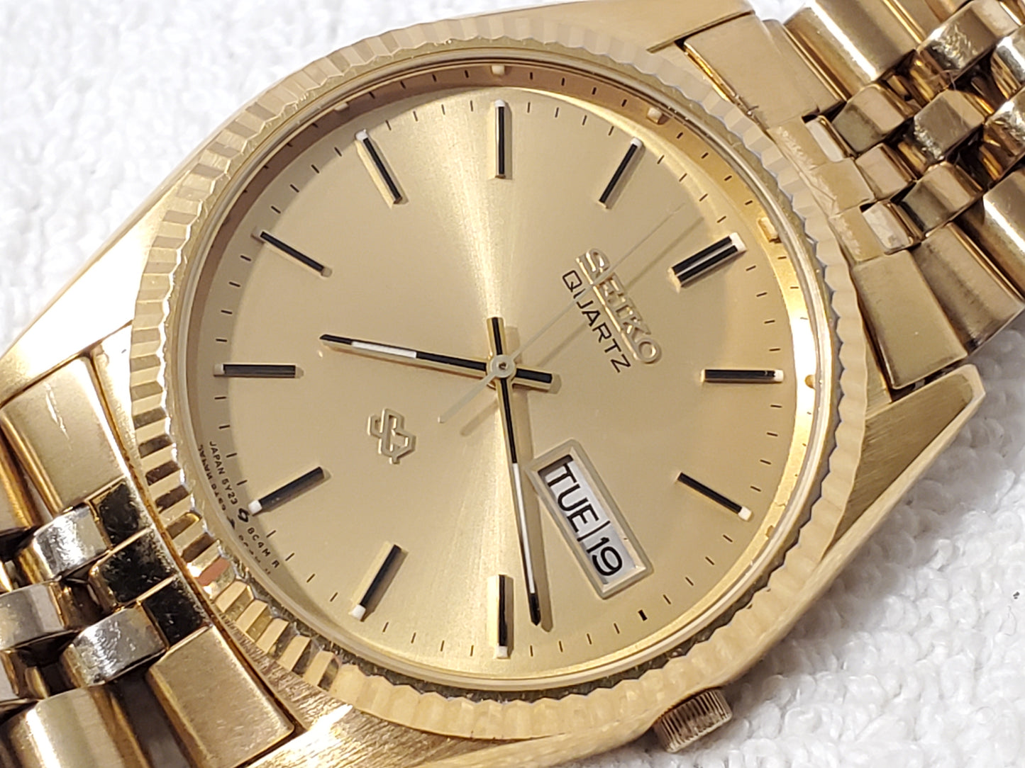 Vintage Seiko SQ Men's Presidential Day Date Gold Tone Watch One Jewel S Steel