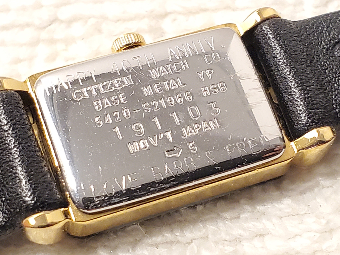 Vintage Citizen Women's Quartz Watch Gold Plated Black Dial Leather Strap Petite