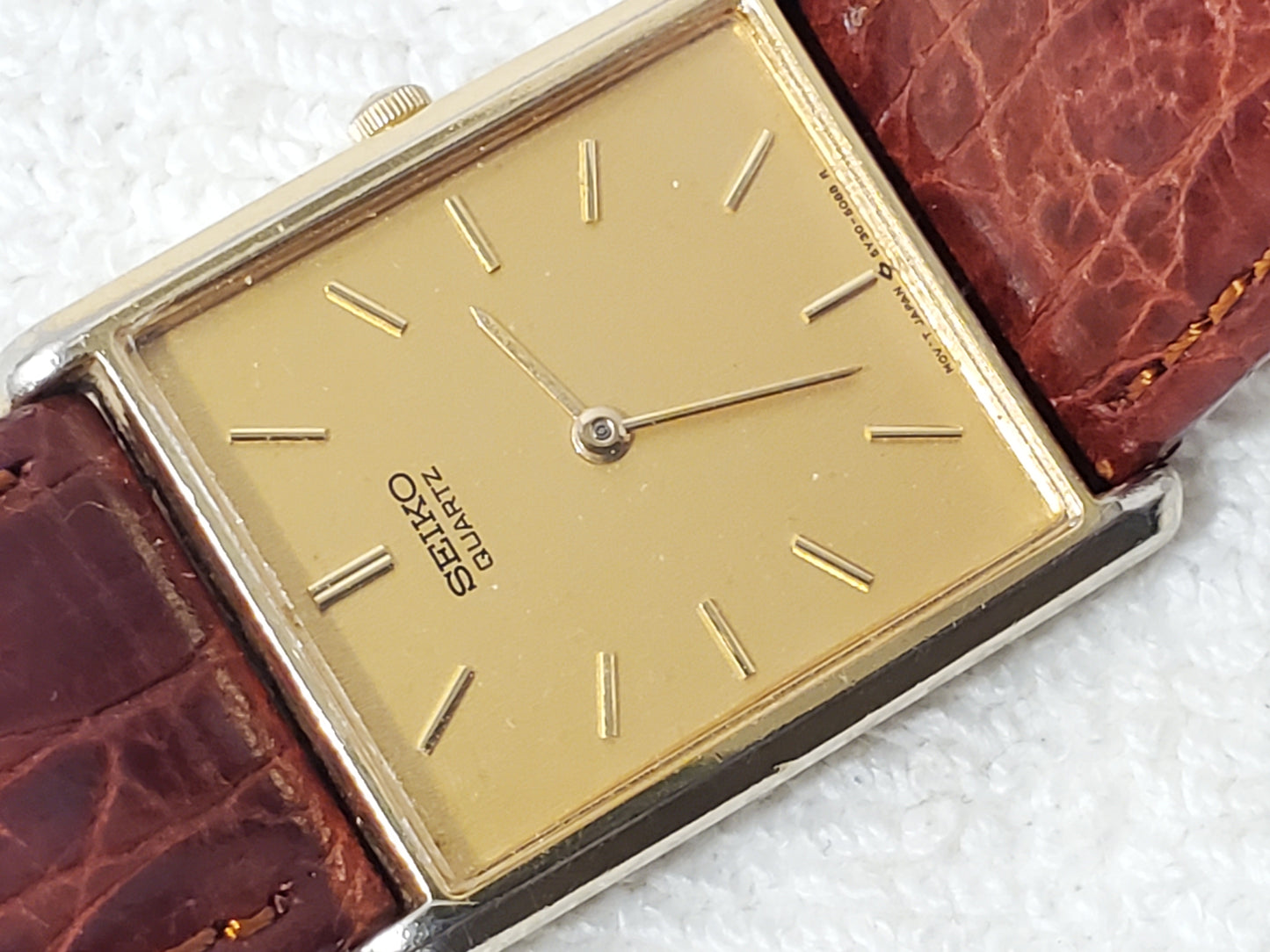 Vintage Seiko Men's Tank Quartz Watch Gold Dial Brown Leather Strap One Jewels