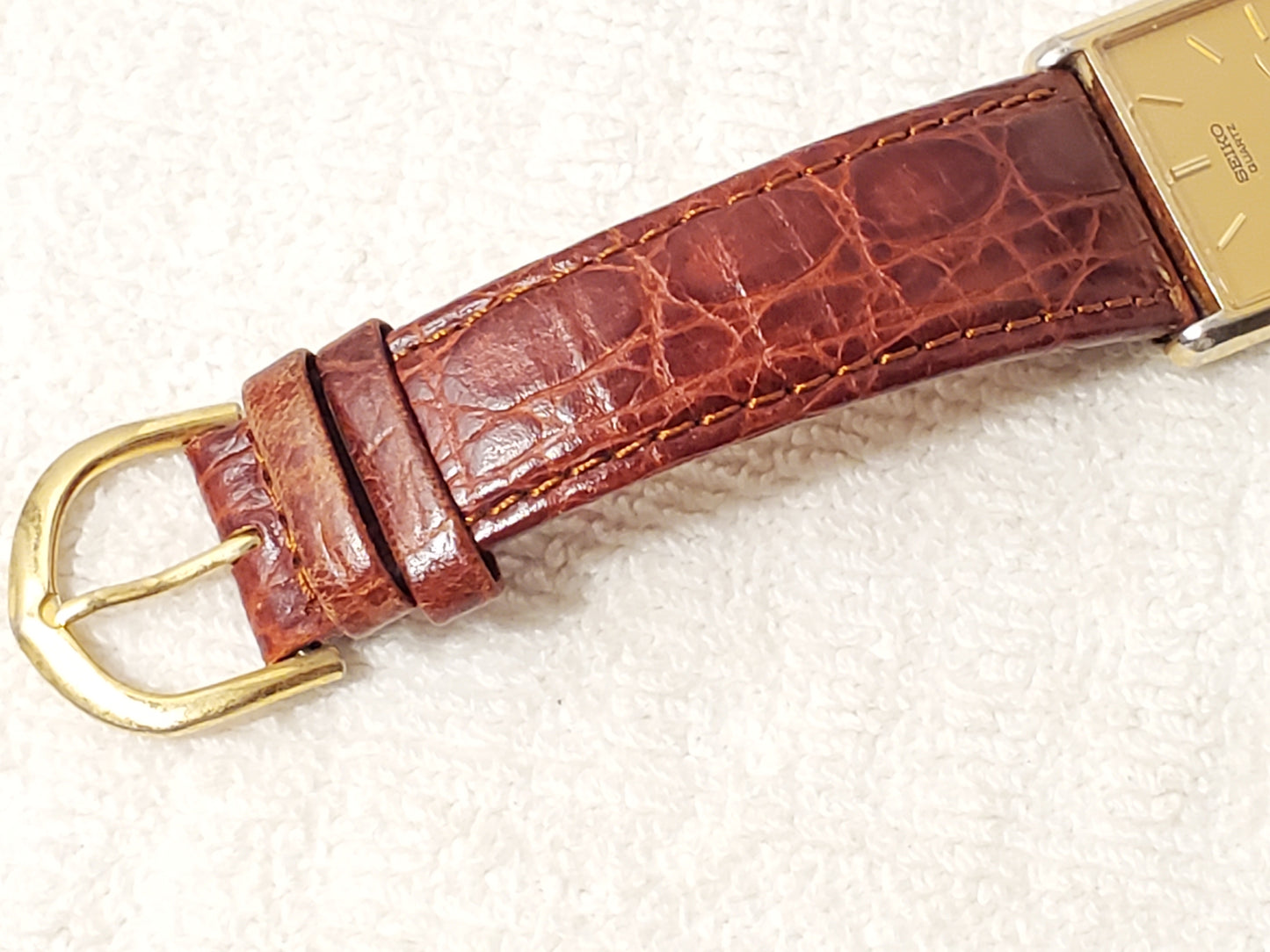 Vintage Seiko Men's Tank Quartz Watch Gold Dial Brown Leather Strap One Jewels