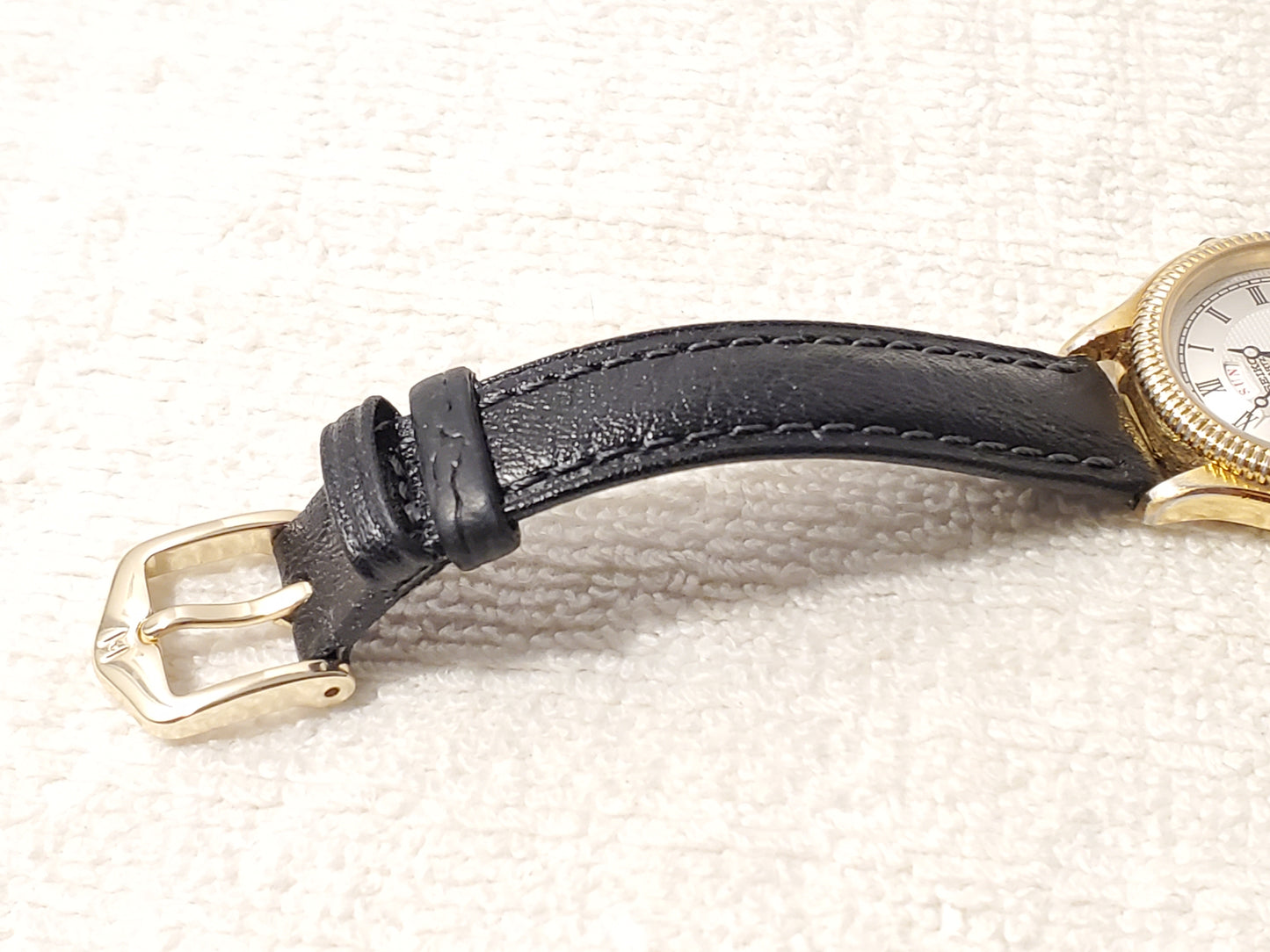 Vintage Seiko Women's Day Date Watch Gold Tone Roman Numerals Black Leather Band