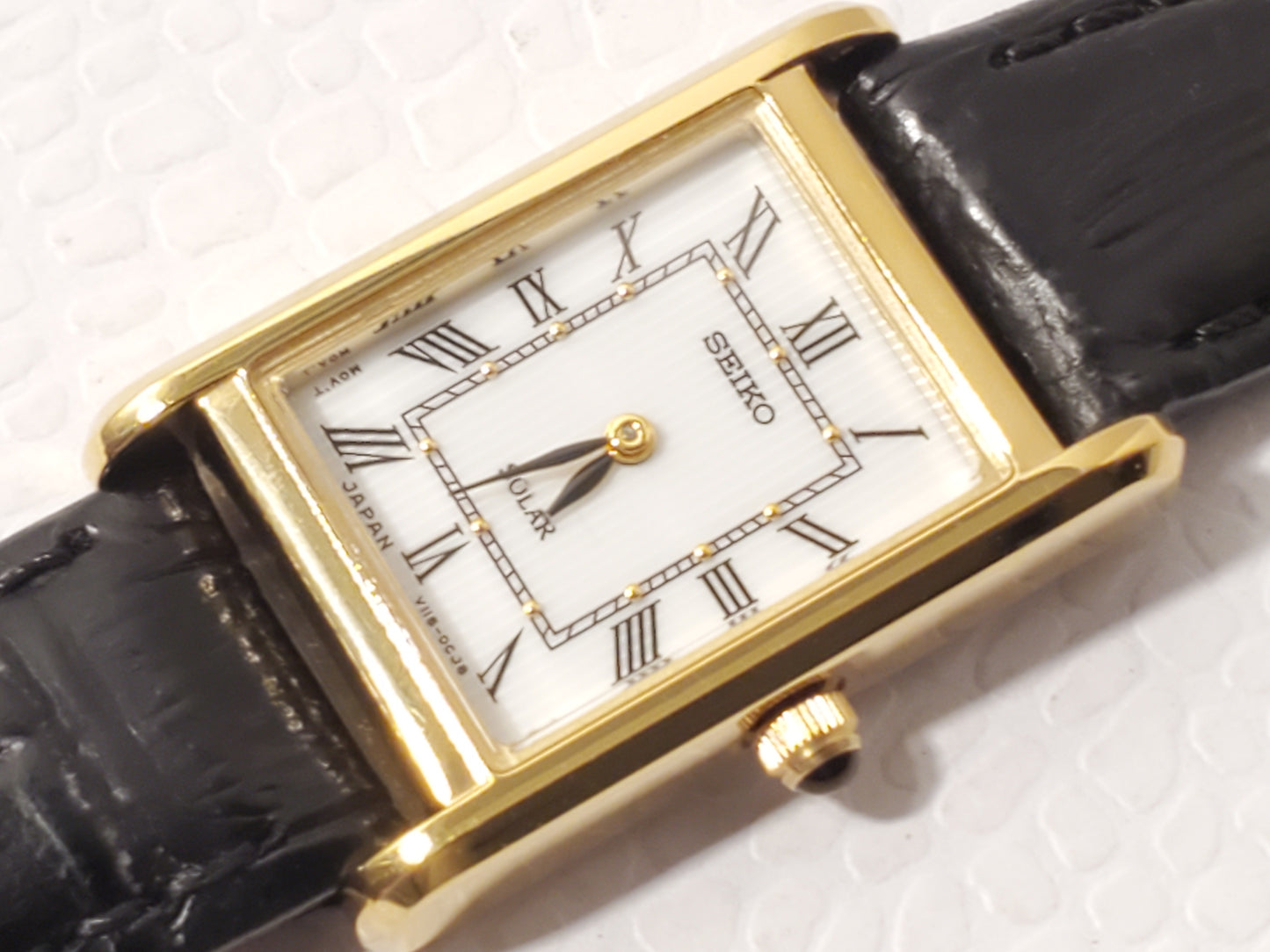 Vintage Seiko Solar Women's Tank Watch White Dial Roman Numerals Gold Tone SS