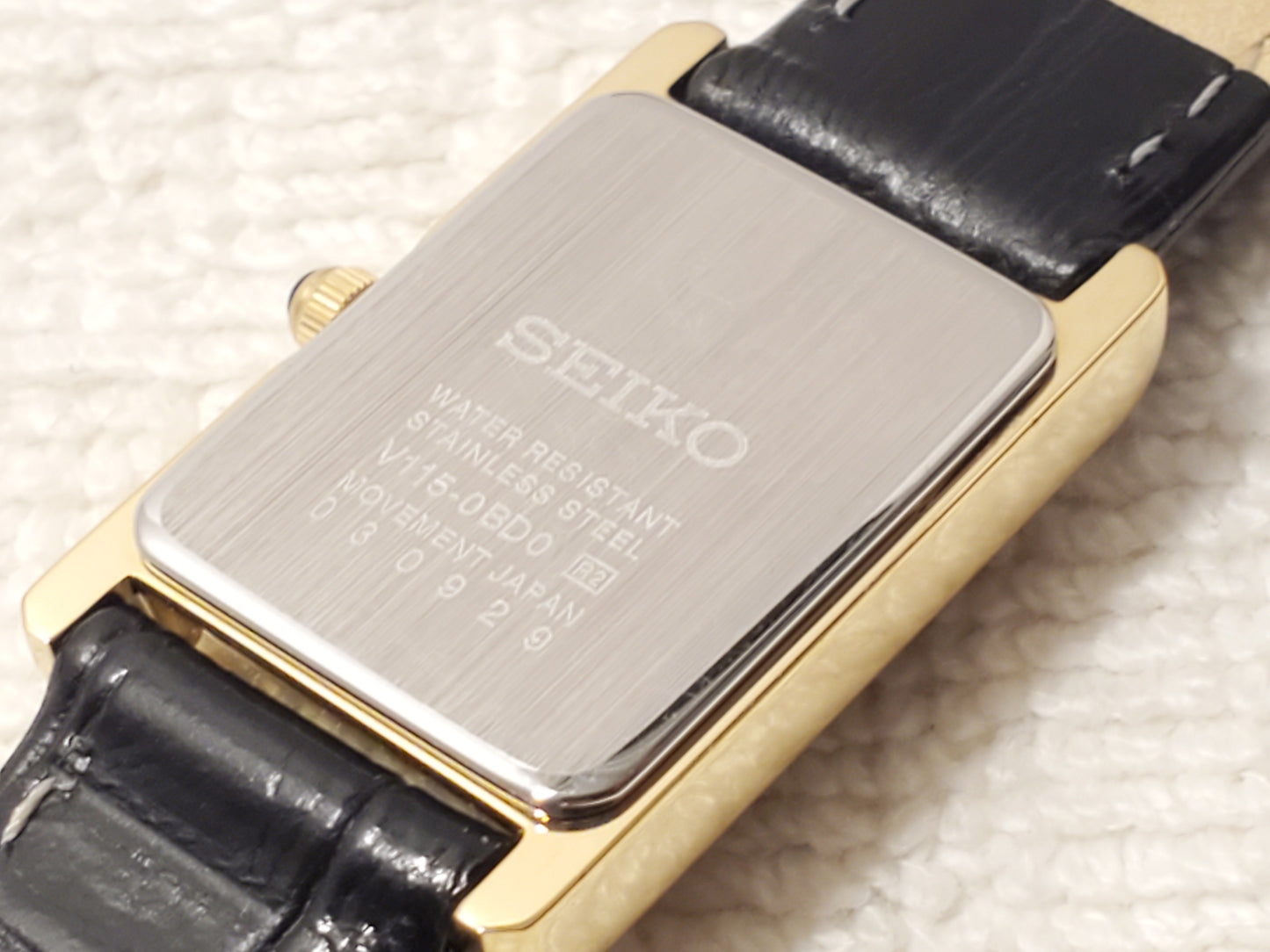 Vintage Seiko Solar Women's Tank Watch White Dial Roman Numerals Gold Tone SS
