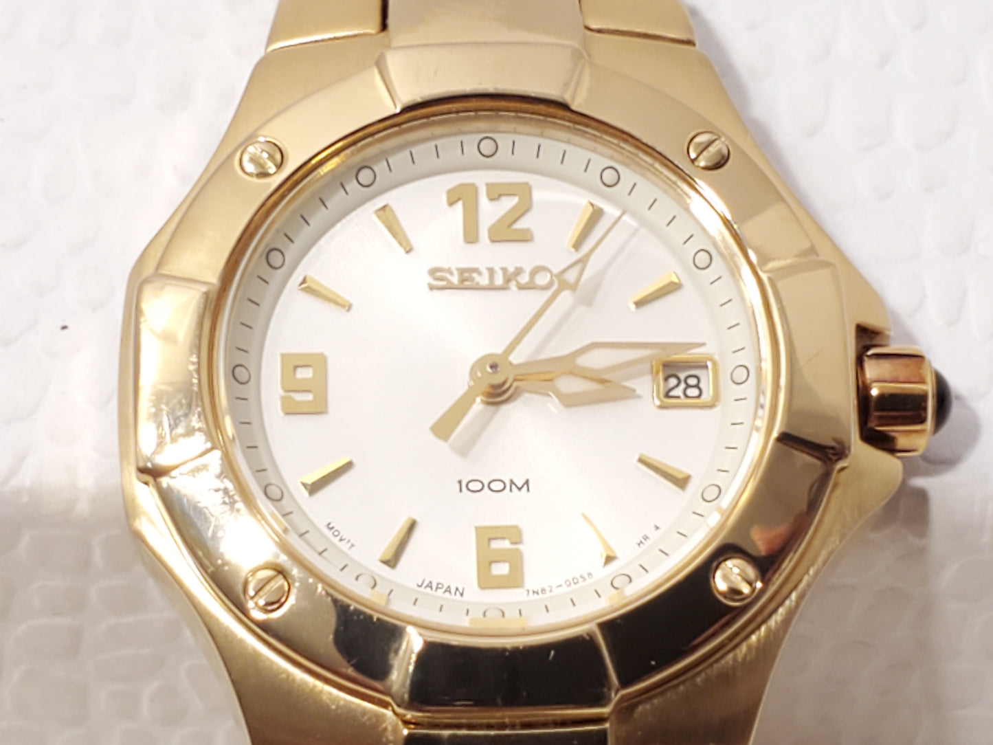 Vintage Seiko Women's Date Watch Gold Tone Stainless Steel Sapphire Crystal