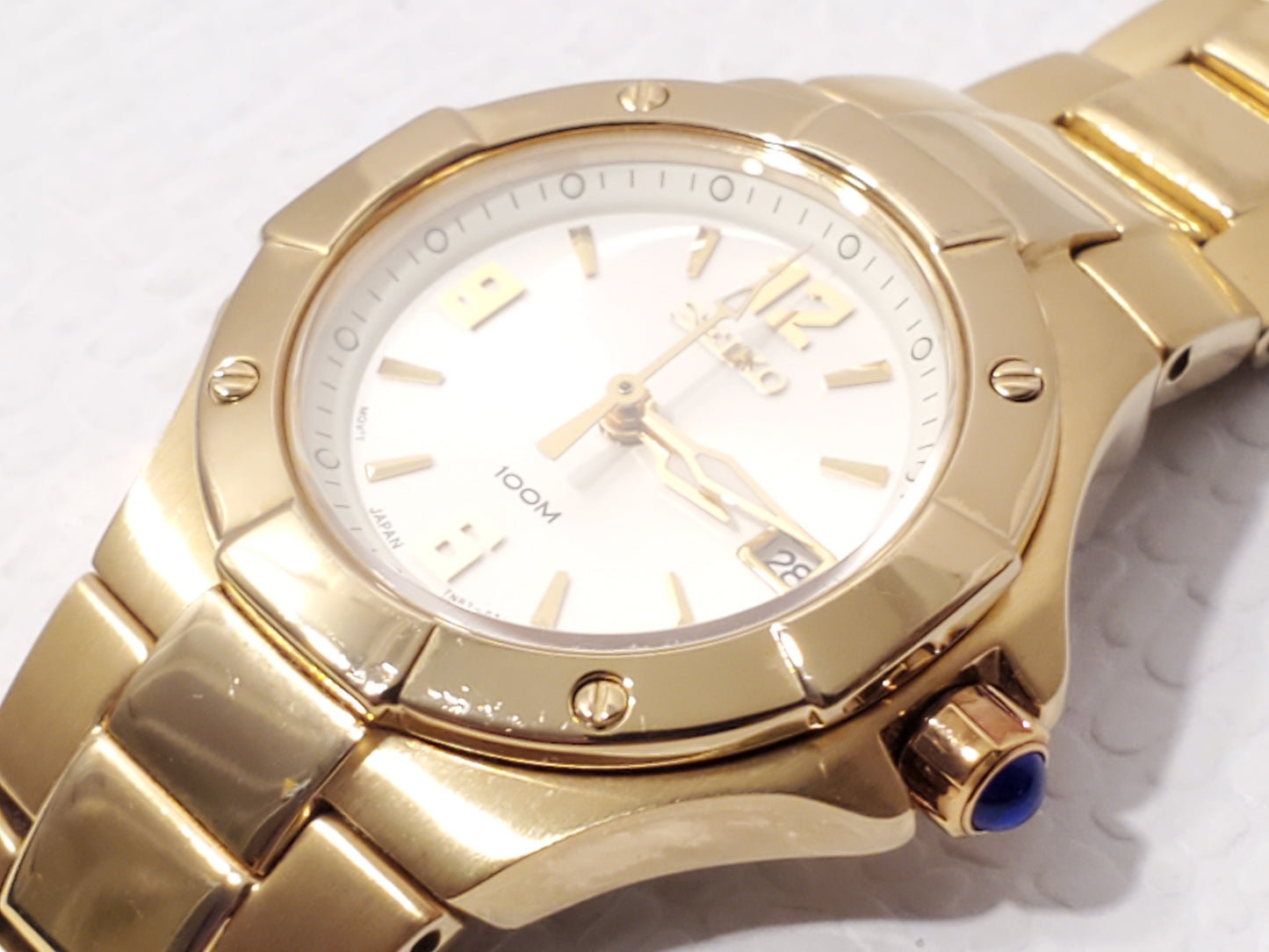 Vintage Seiko Women's Date Watch Gold Tone Stainless Steel Sapphire Crystal