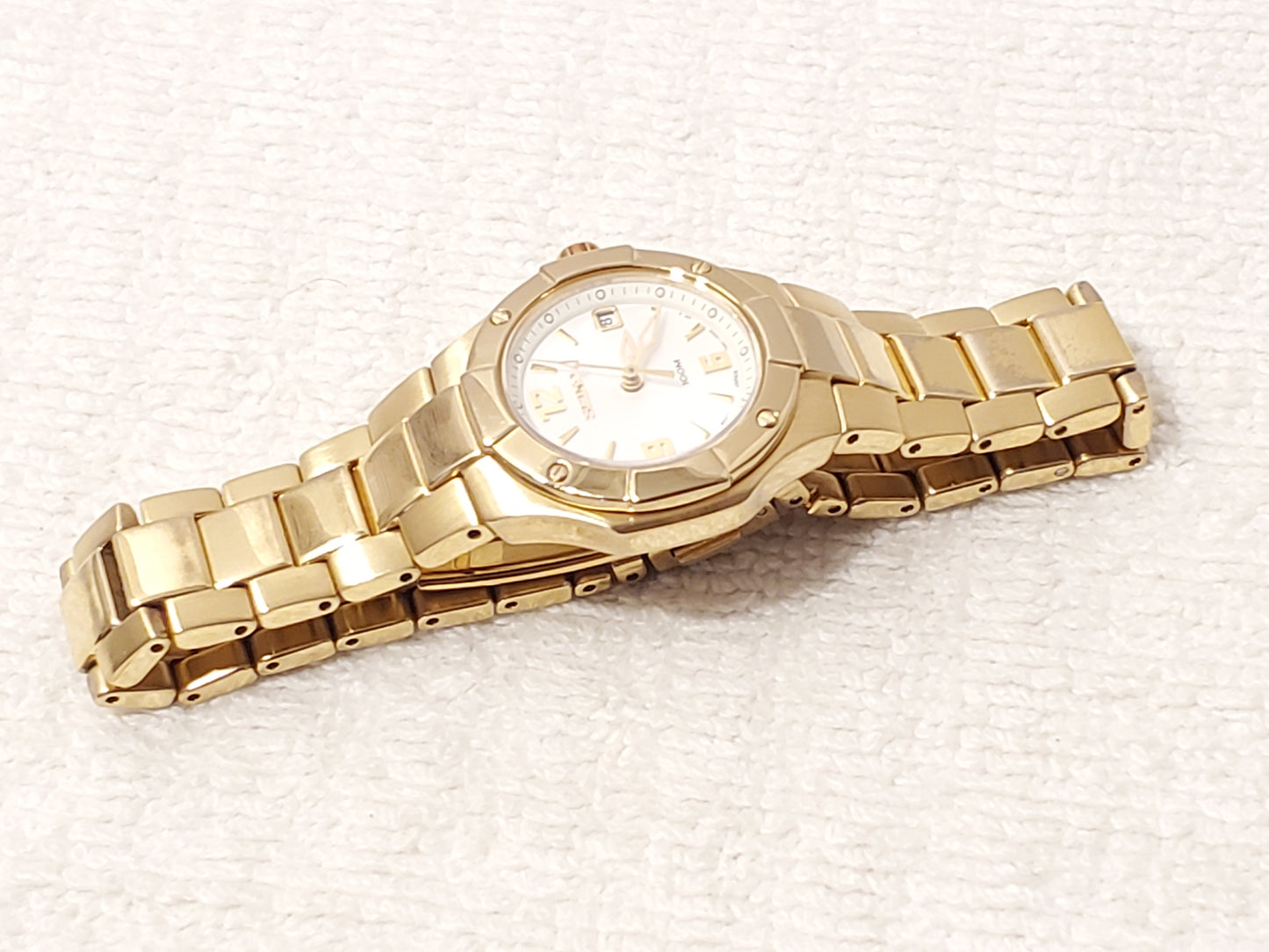 Vintage Seiko Women's Date Watch Gold Tone Stainless Steel Sapphire Crystal