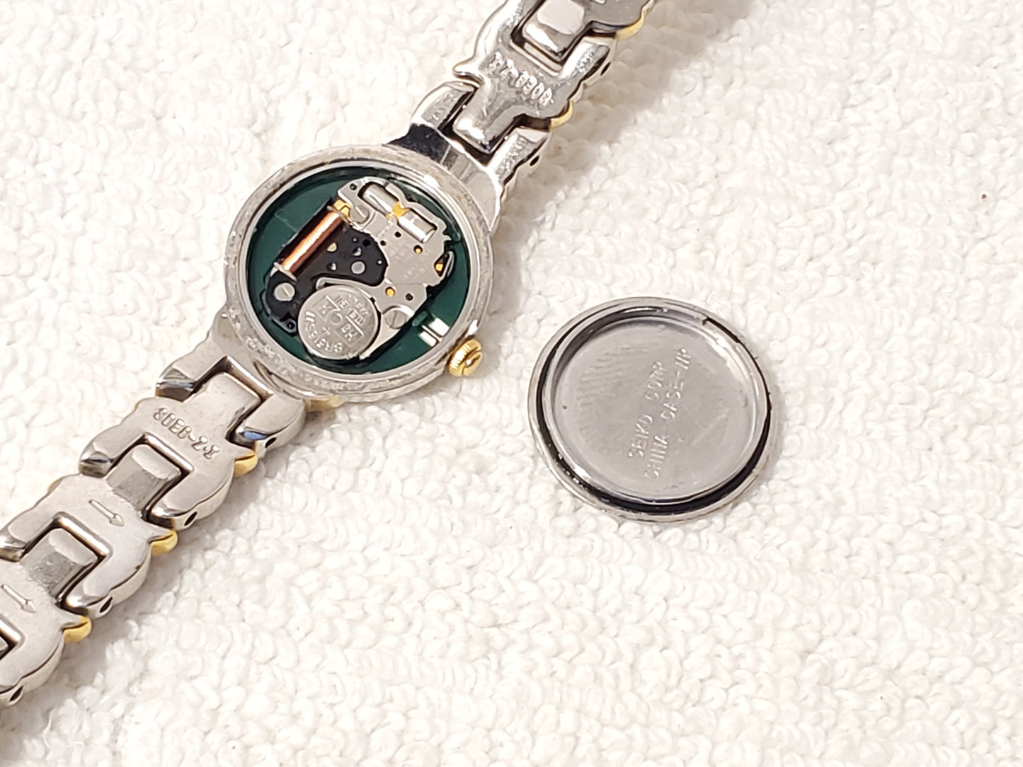 Vintage Seiko Women's Diamond Gold Tone Stainless Steel Watch Silver Dial