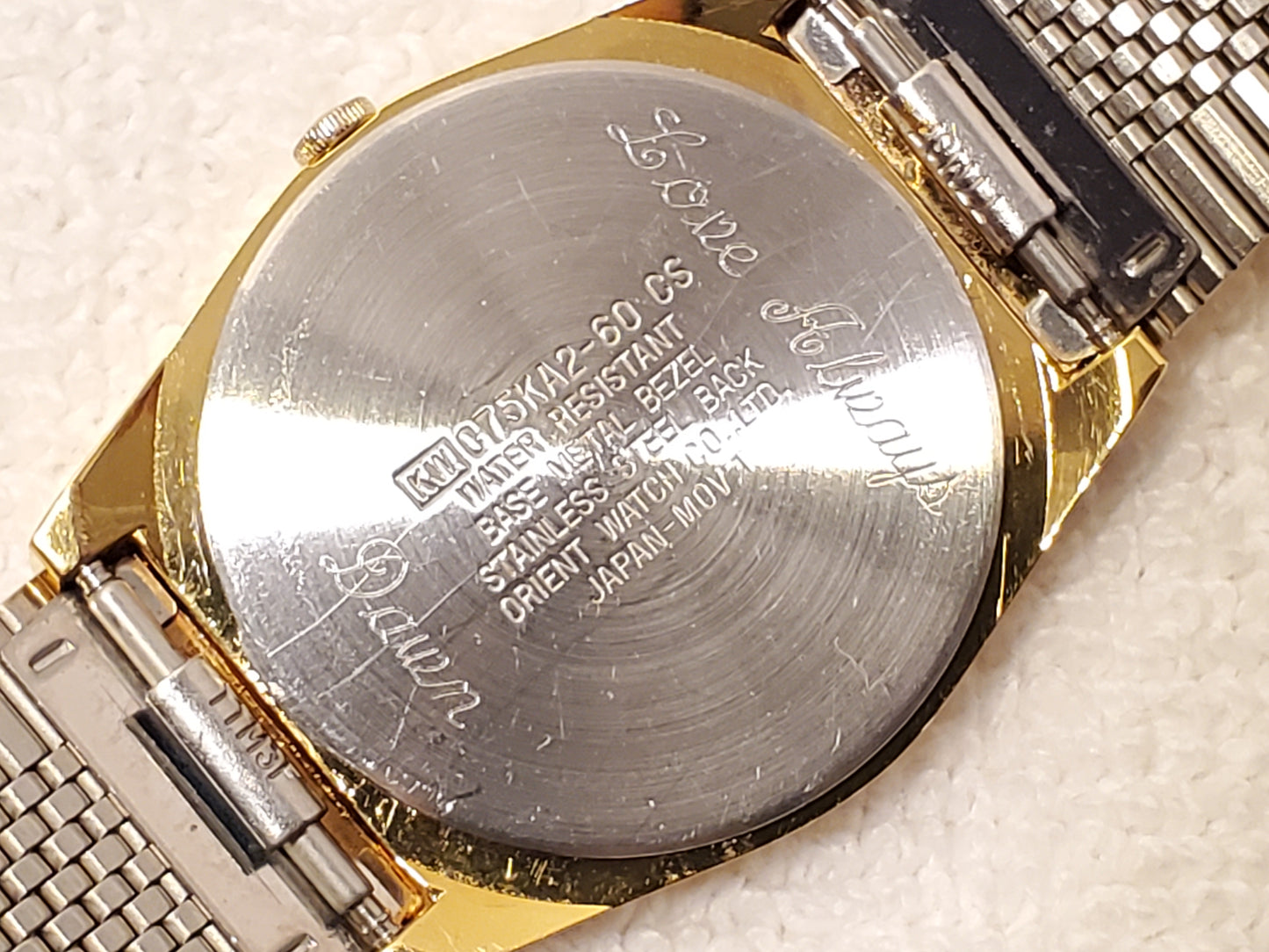 Vintage Orient Mens Gold Tone Quartz Watch Silver Dial Stainless Steel One Jewel