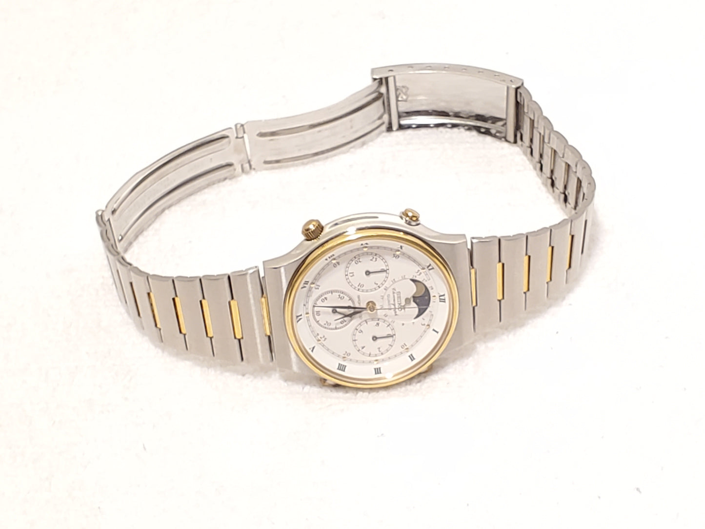 Vintage Seiko Mens Chronograph Date Moon Phase Watch 15 Jewels Gold Tone S Steel