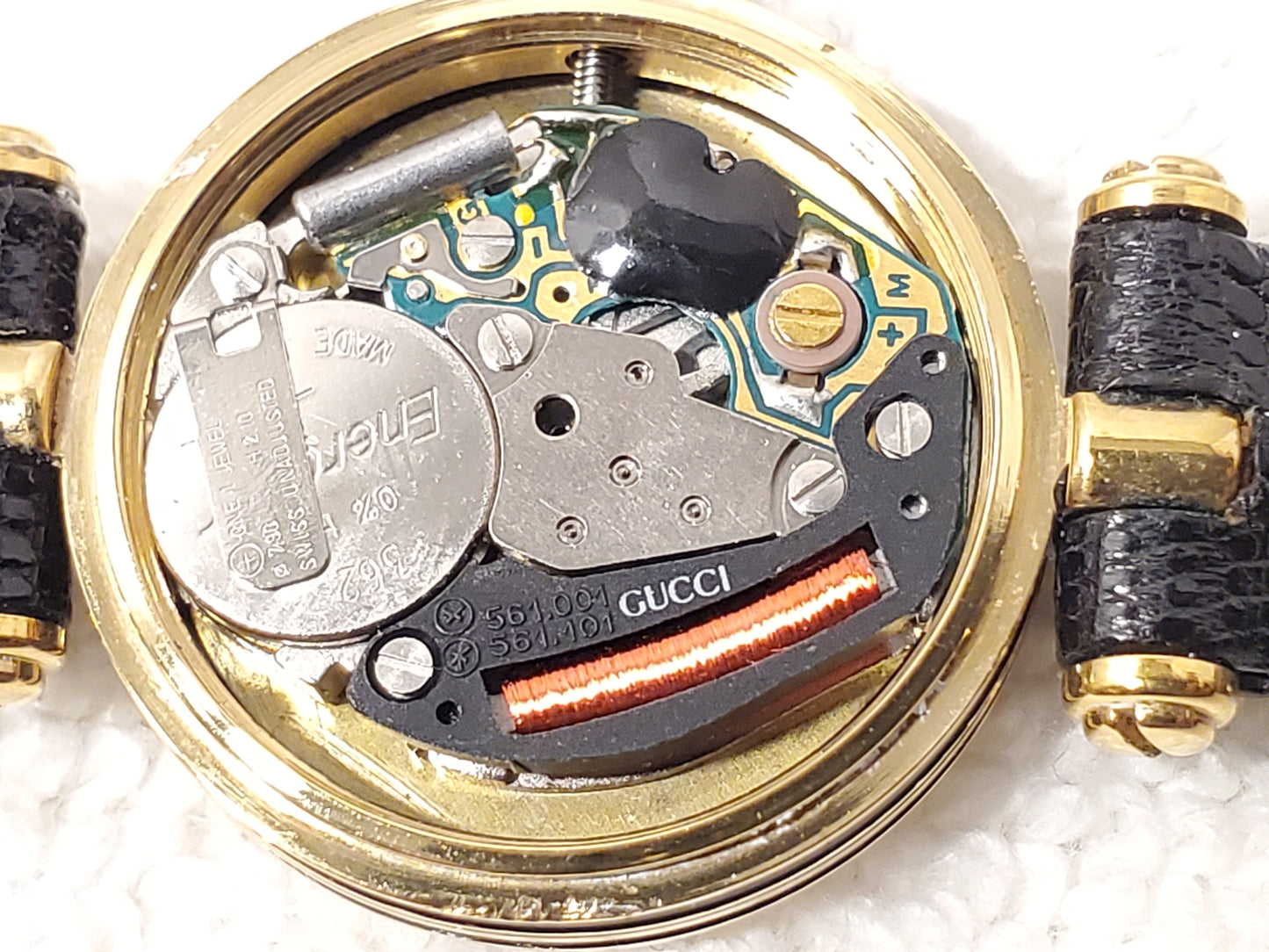 Vintage Gucci Swiss Made 2000L 18K Gold Plated Women's Watch Black One Jewel