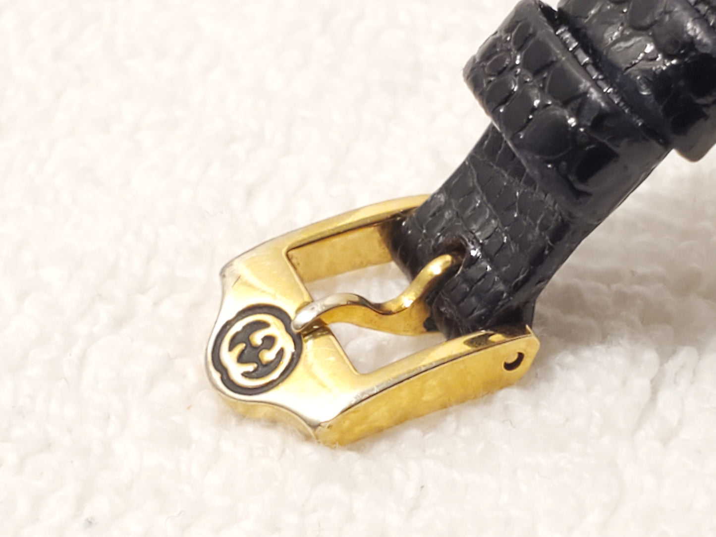 Vintage Gucci Swiss Made 2000L 18K Gold Plated Women's Watch Black One Jewel