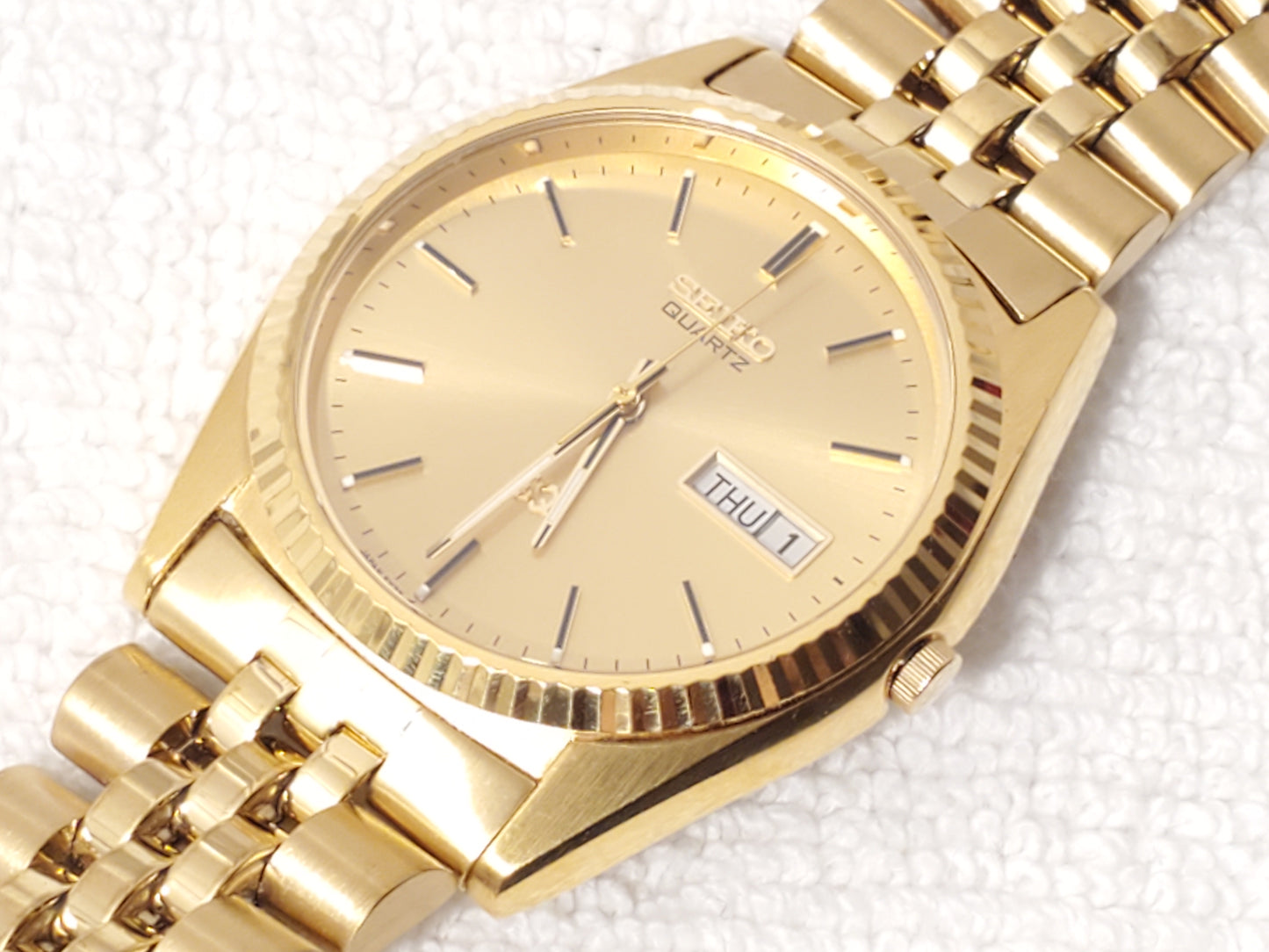 Vintage Seiko SQ Men's Presidential Day Date Gold Tone Watch One Jewel S Steel