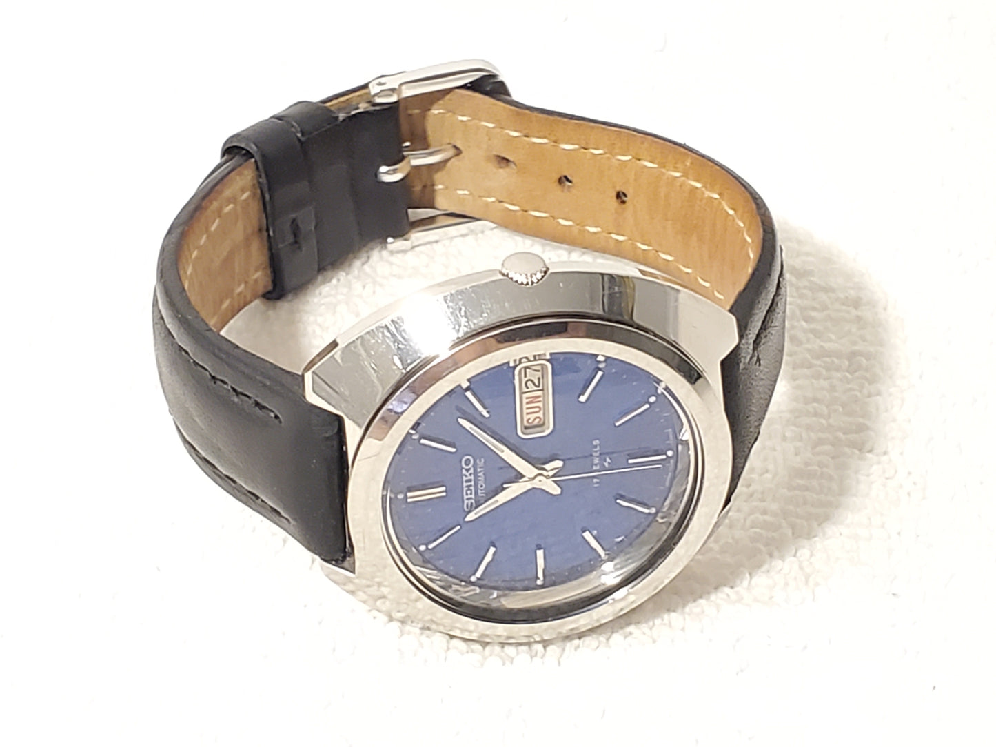 Vintage Seiko Automatic Men's Day Date Watch Seventeen Jewels Blue Dial Leather