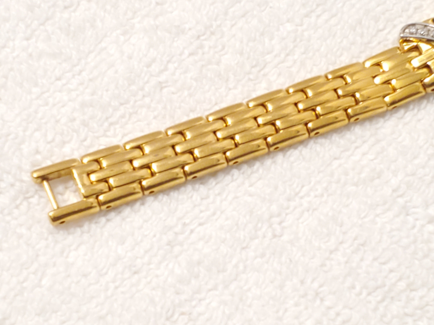 Vintage Seiko Half Moon Women Watch Black Dial Gold Silver Tone 6 Diamonds Bezel