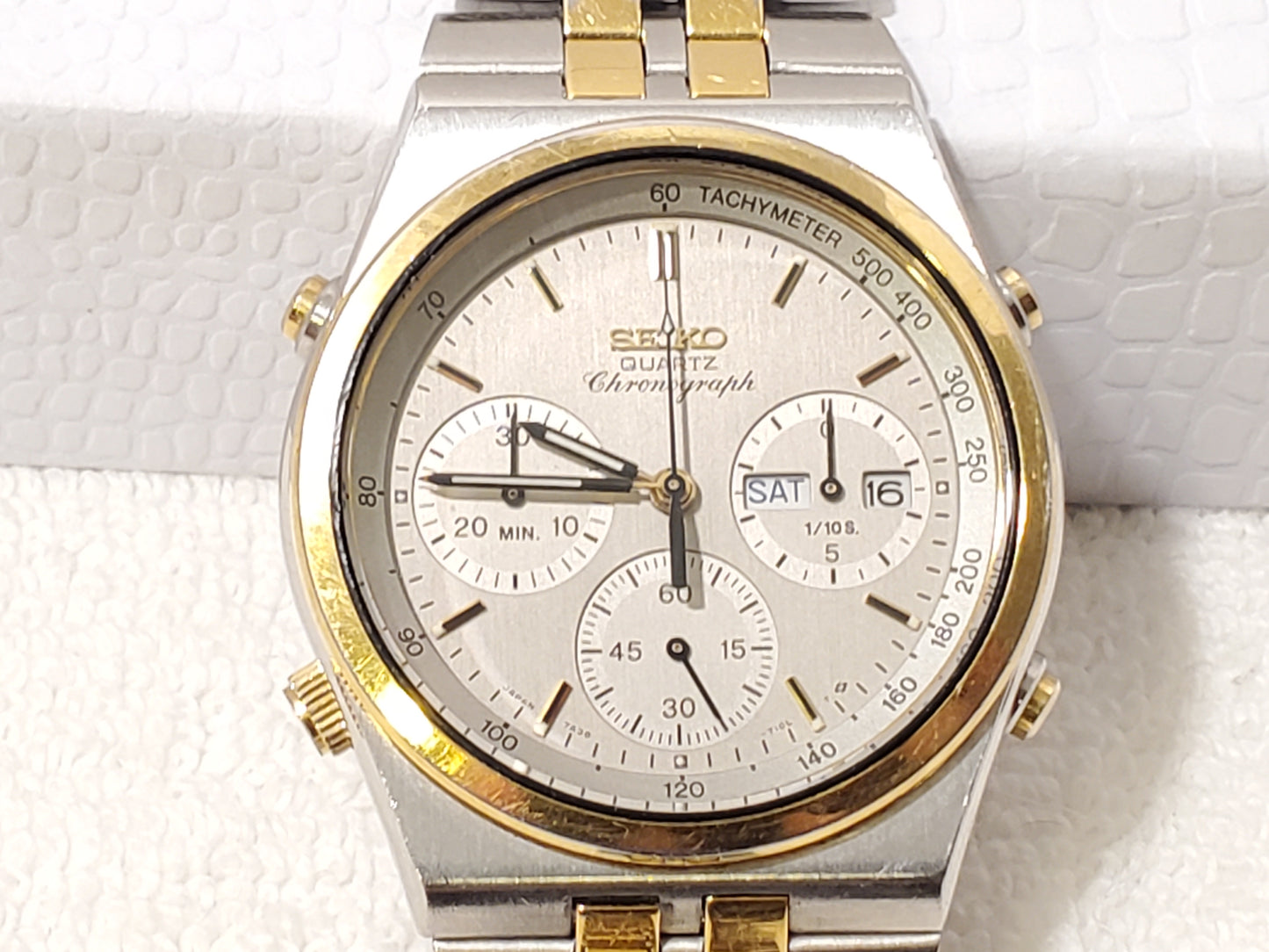 Vintage Seiko Men Chronograph Day Date Quartz Watch 15 Jewels S Steel Gold Tone