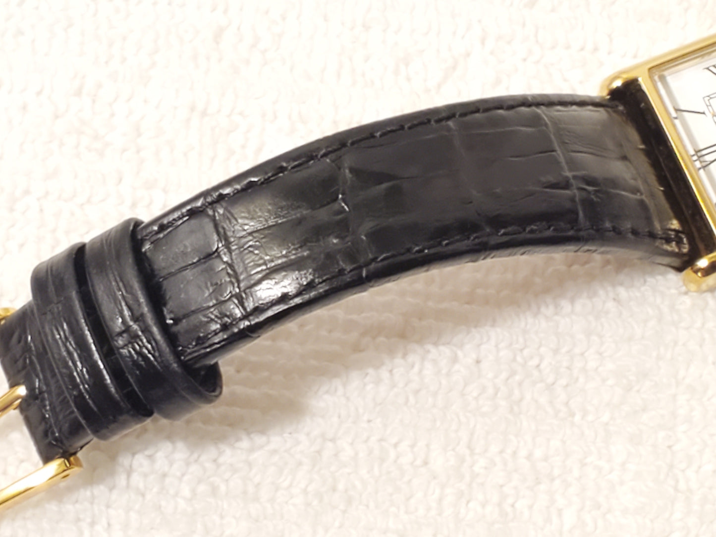 Vintage Seiko Men's Gold Tone Tank Watch White Dial Roman Numerals Leather Strap