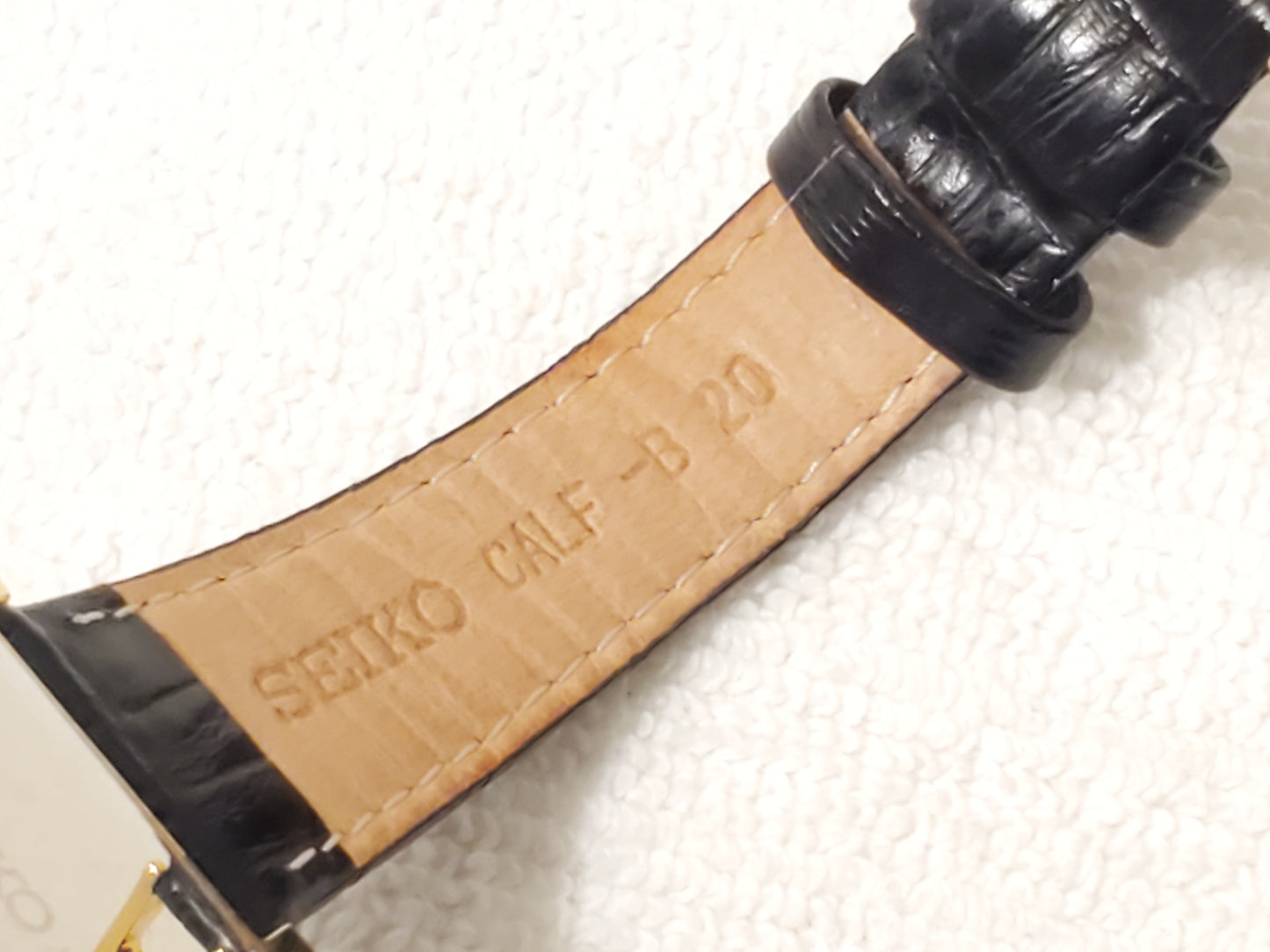 Vintage Seiko Men's Gold Tone Tank Watch White Dial Roman Numerals Leather Strap
