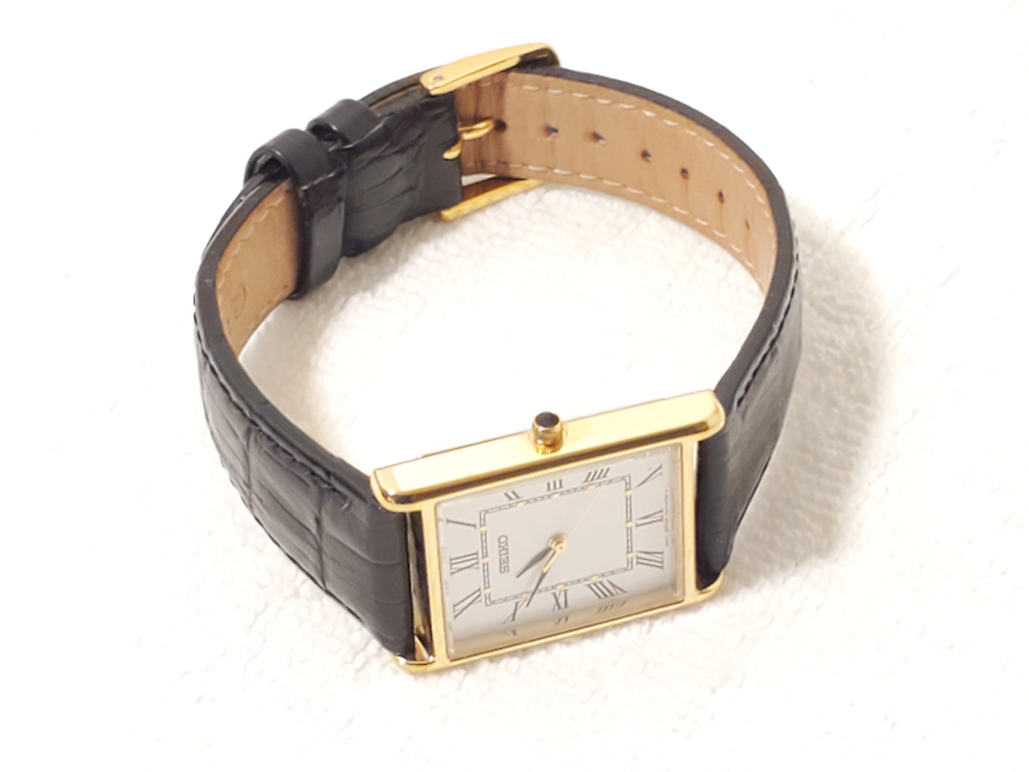 Vintage Seiko Men's Gold Tone Tank Watch White Dial Roman Numerals Leather Strap