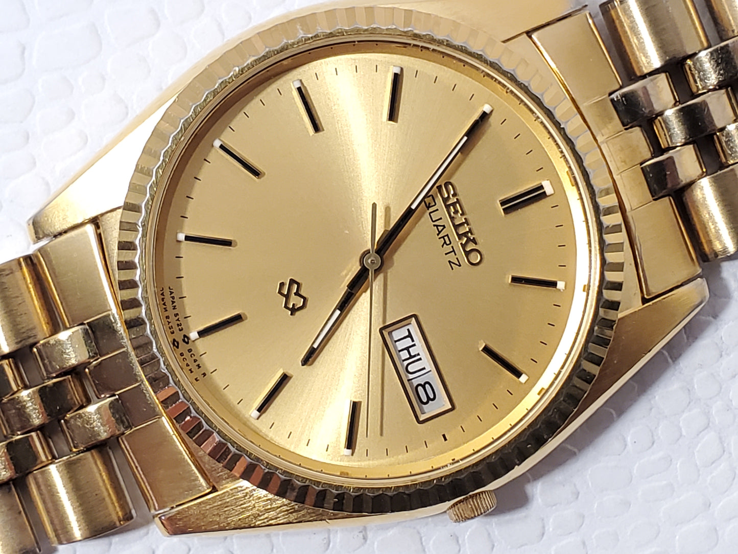 Vintage Seiko SQ Men's Presidential Day Date Gold Tone Watch One Jewel S Steel