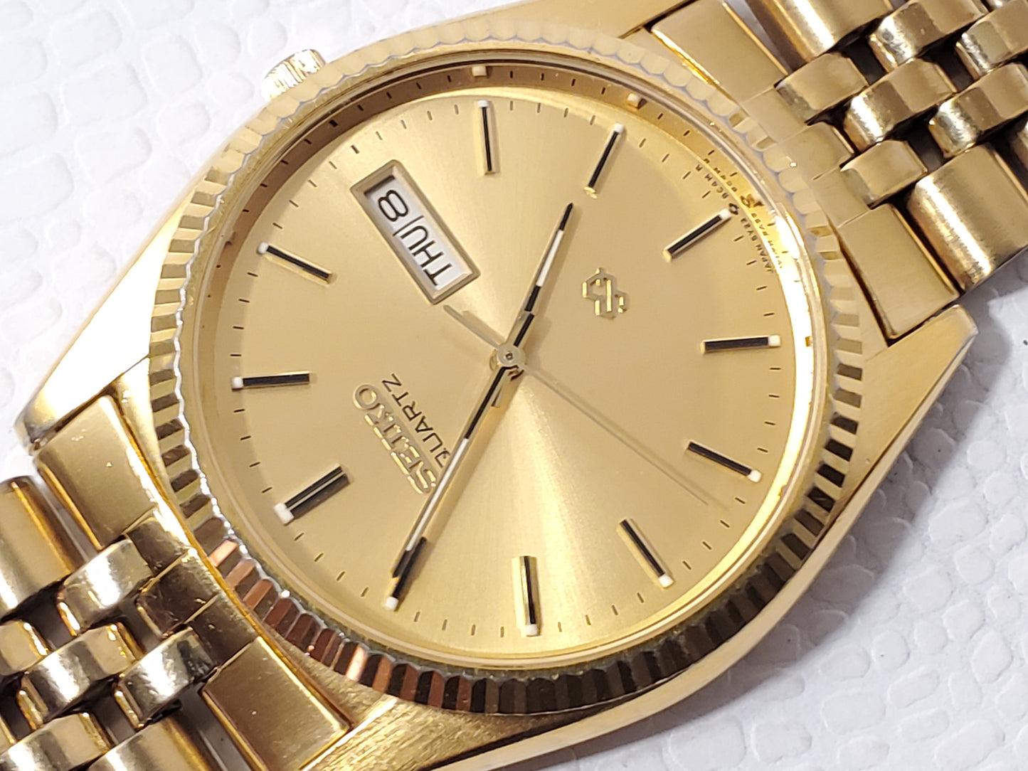 Vintage Seiko SQ Men's Presidential Day Date Gold Tone Watch One Jewel S Steel