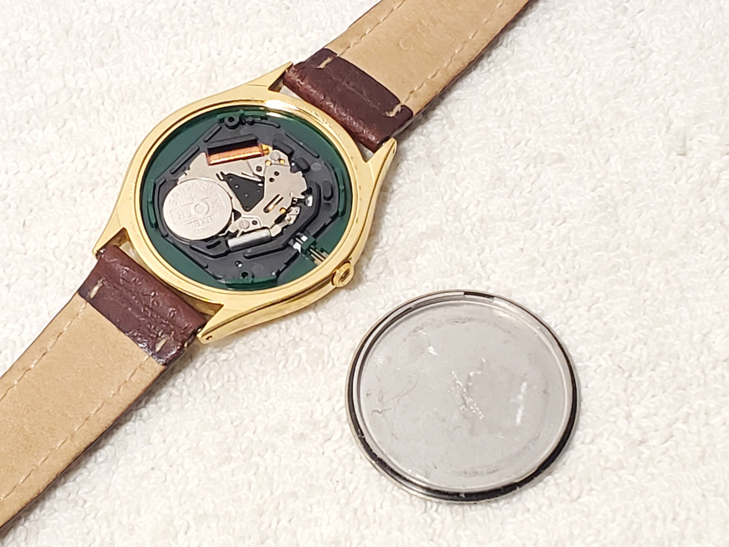 Vintage Seiko Men's White Dial Gold Tone Day Date Watch Roman Numerals One Jewel