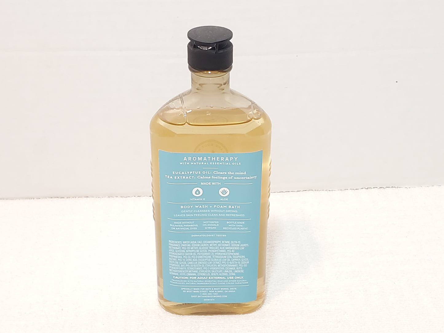 Bath & Body Works Aromatherapy Eucalyptus Tea Stress Relief Body Wash Foam 10 oz