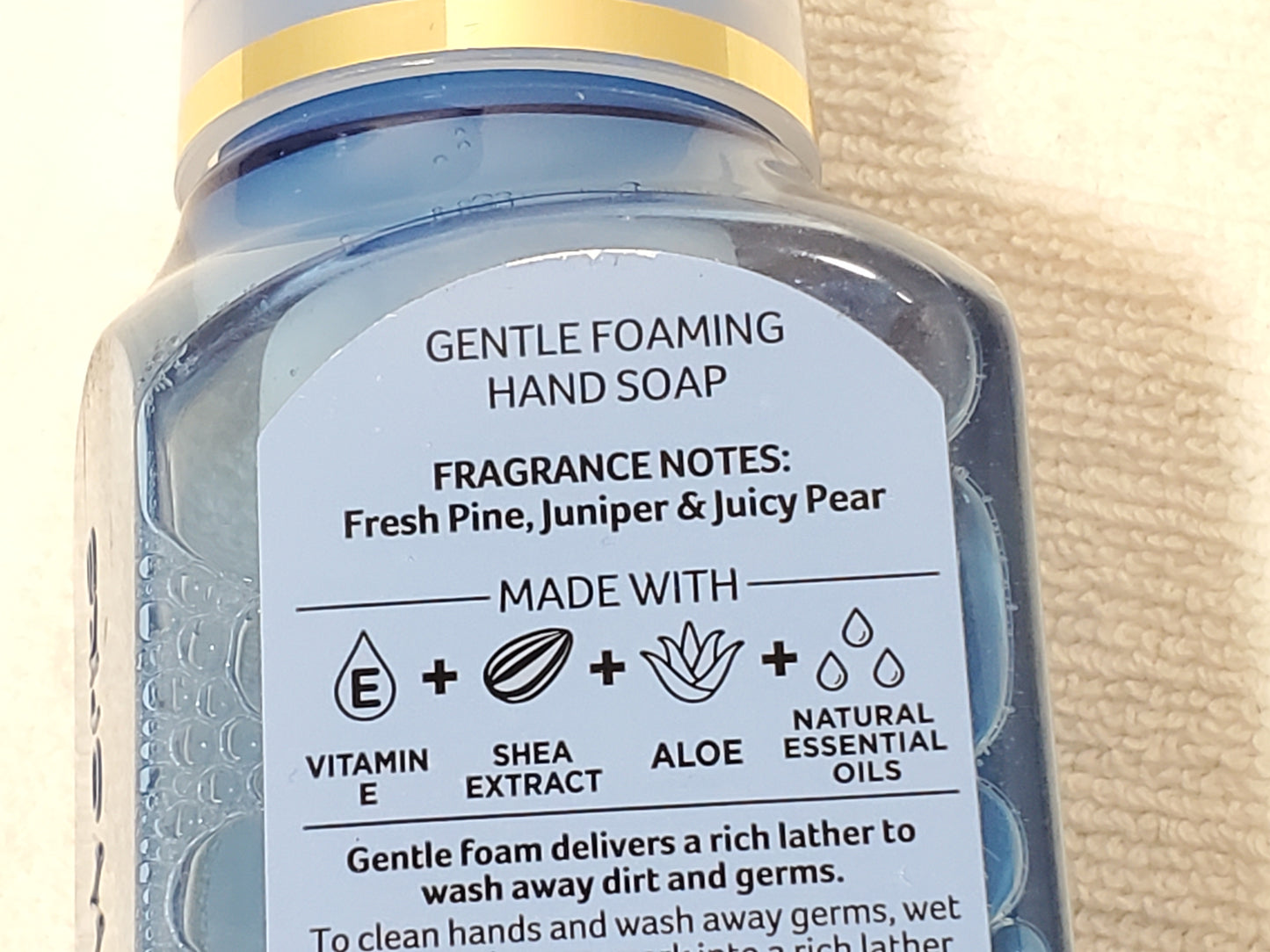 Bath & Body Works White Barn Crisp Morning Air Foaming Hand Soap 8.75 oz Bottle