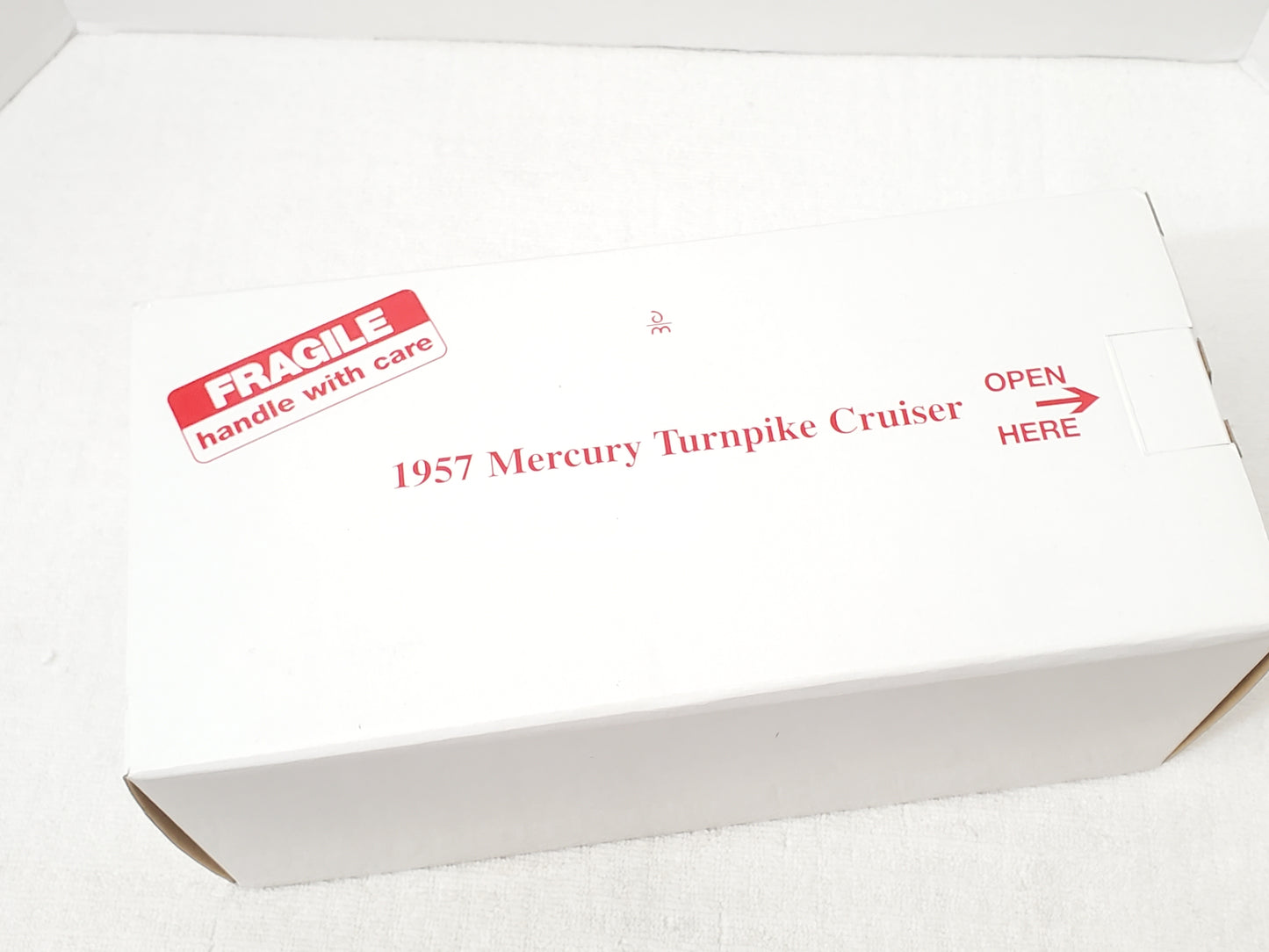 Danbury Mint 1957 Mercury Turnpike Cruiser 1:24 Diecast Red White Vintage NIB