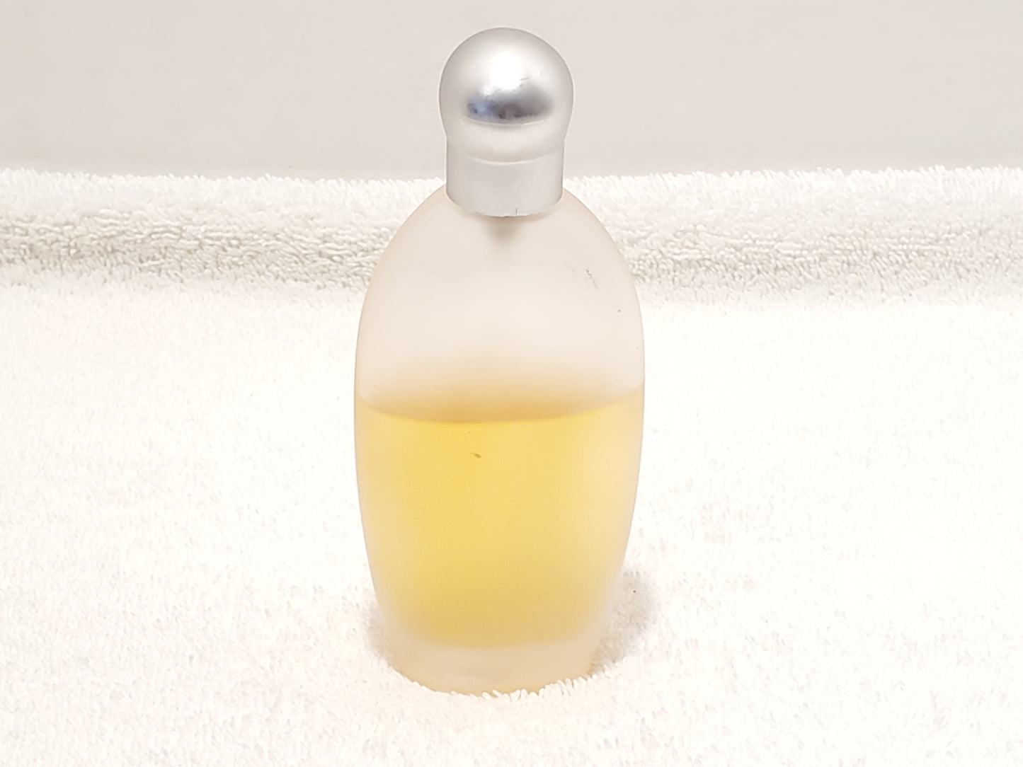 Vintage Nautica Women's Perfume Spray 1.7 oz Bottle Fragrance Pre-Owned Eau De Parfum