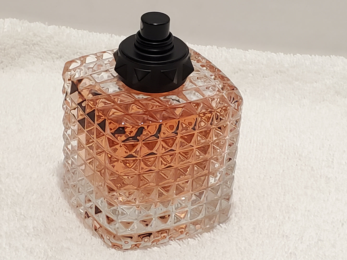 Valentino Donna Born in Roma Women's Perfume 3.4oz Bottle Eau De Parfum Spray