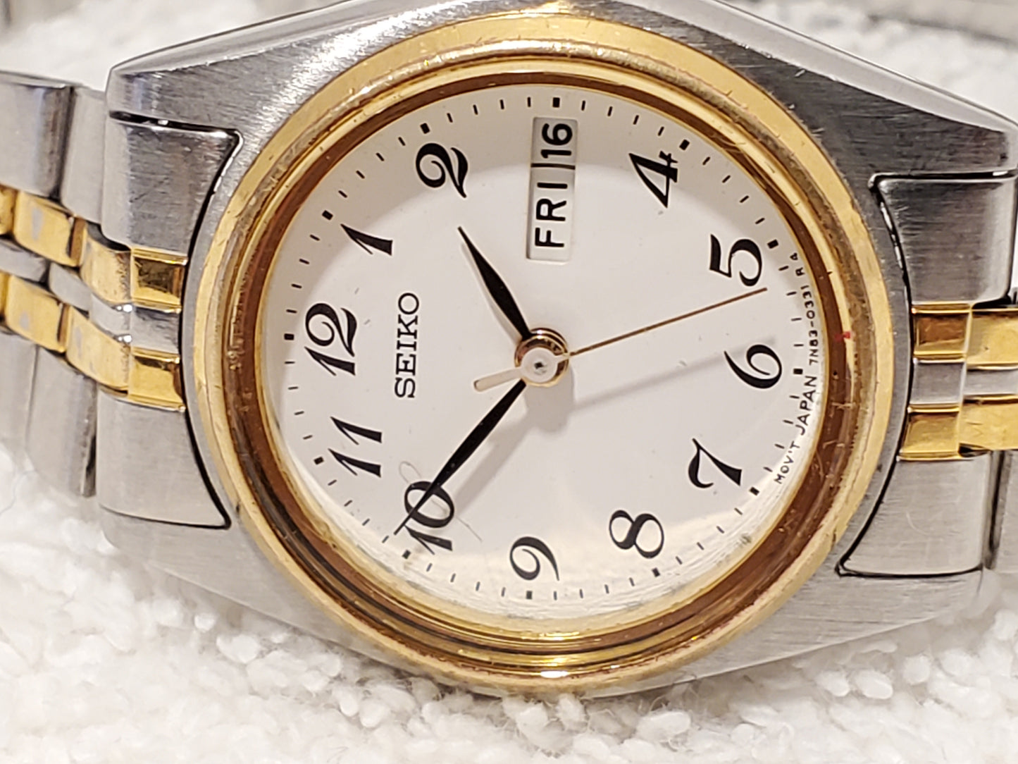 Vintage Seiko Women's Stainless Steel Day Date Gold Tone Quartz Watch White Dial