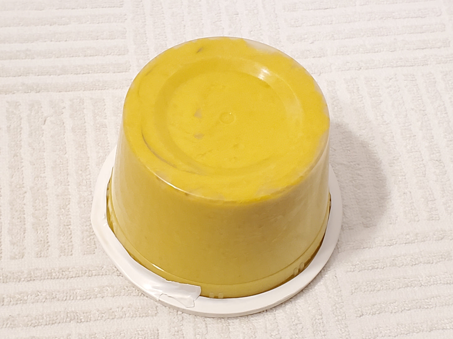Creamy African 100% Pure Unrefined Shea Butter Yellow 14 oz Plastic Container