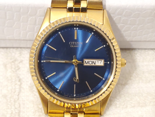Vintage Citizen Men's Day Date Quartz Watch Stainless Steel Gold Tone Blue Dial